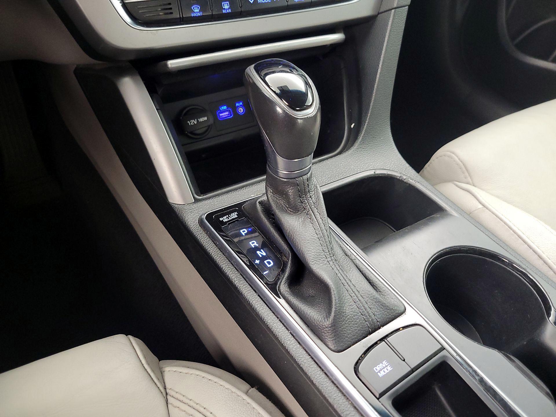 Thumbnail: 2016 Hyundai Sonata - 17