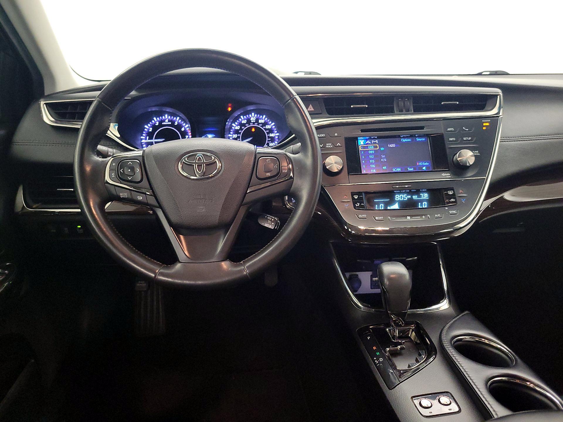 Thumbnail: 2014 Toyota Avalon - 10