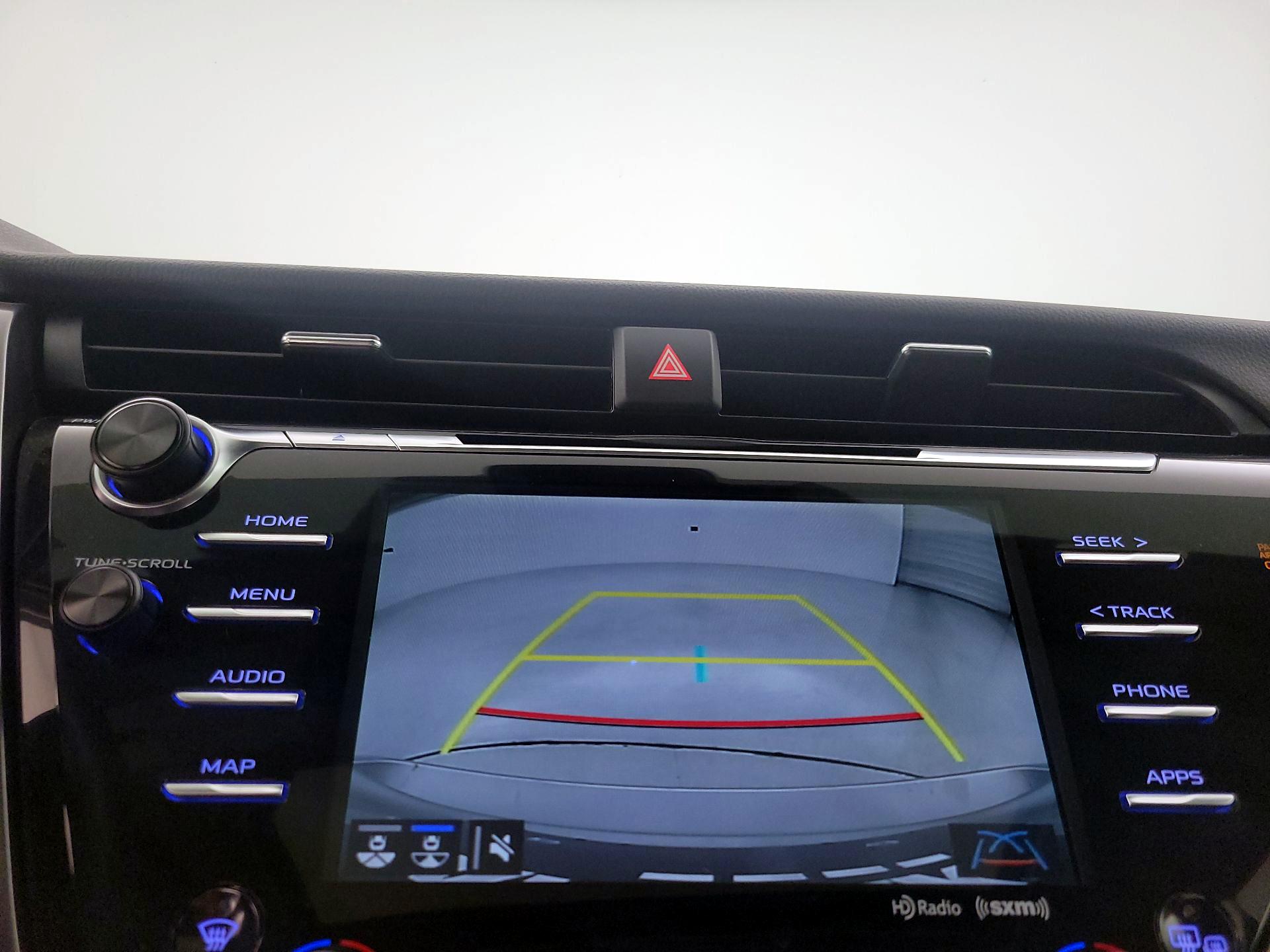 Thumbnail: 2020 Toyota Camry - 14