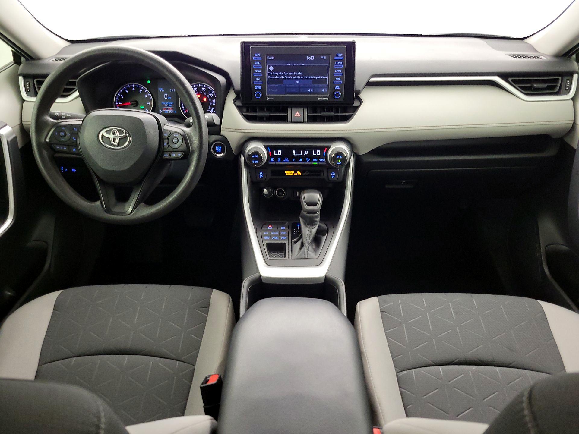 Thumbnail: 2022 Toyota RAV4 - 9