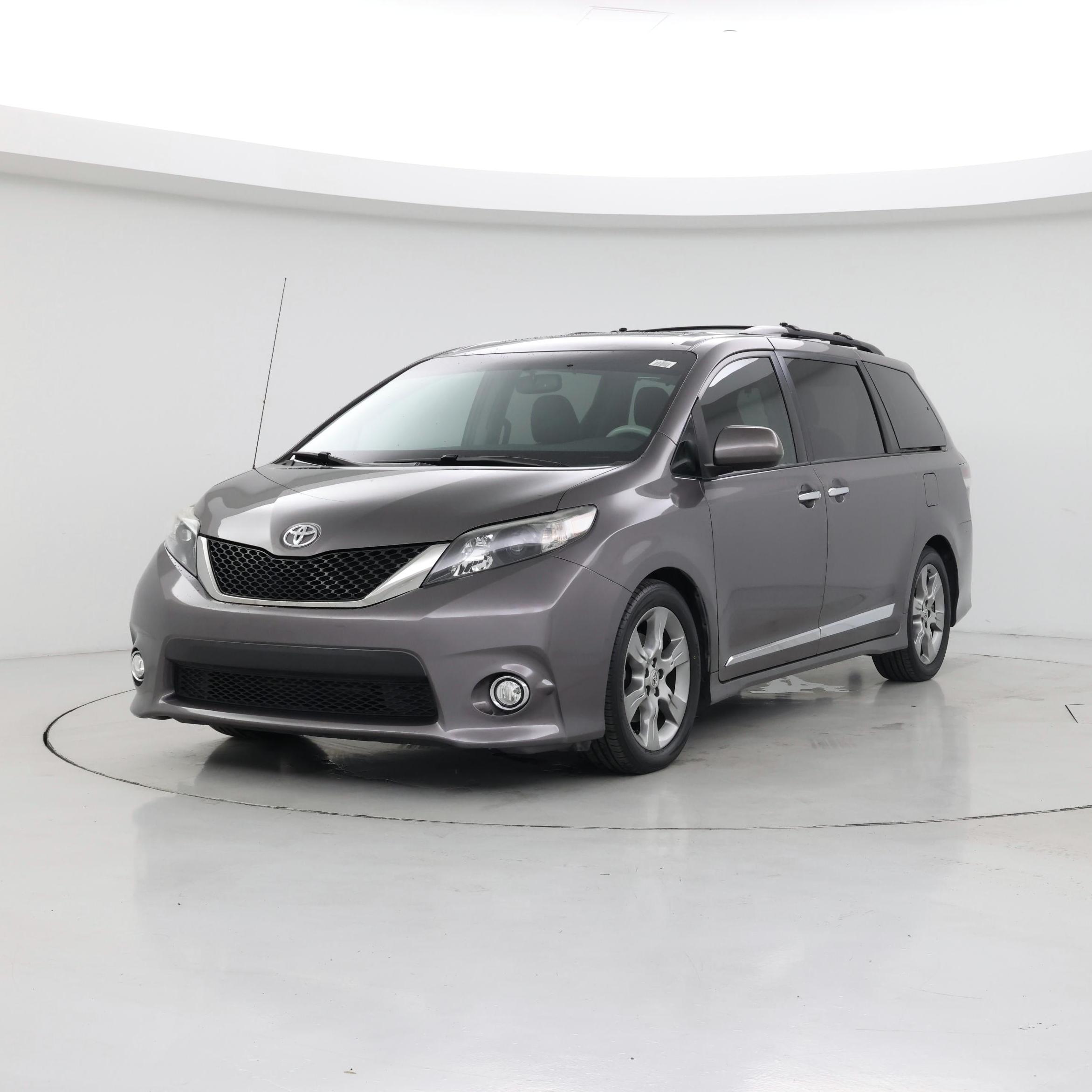 Thumbnail: 2014 Toyota Sienna - 4