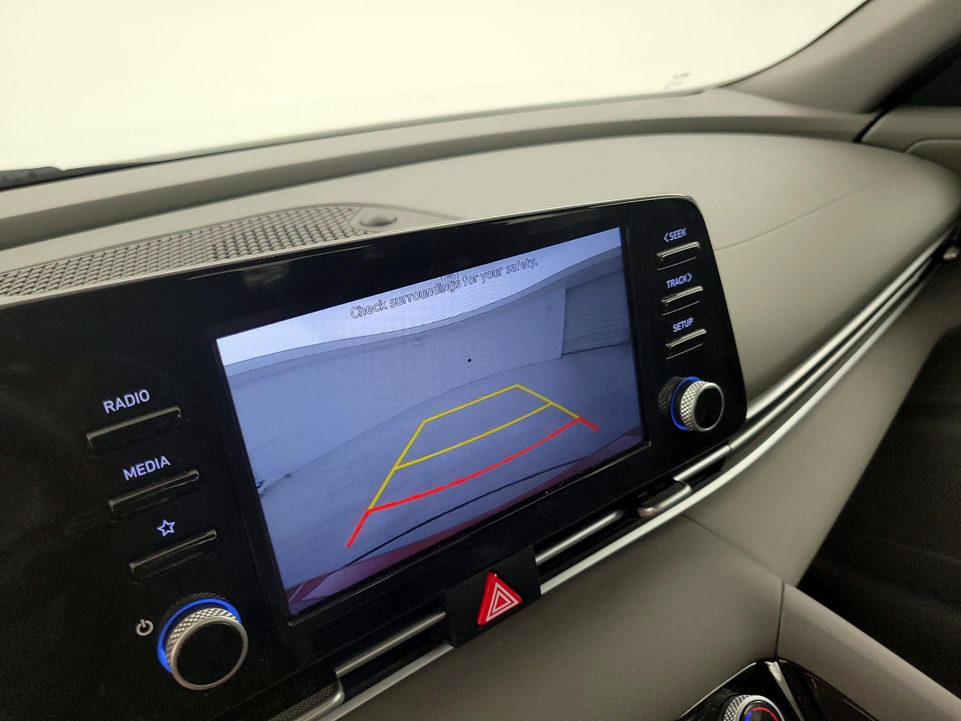 Thumbnail: 2021 Hyundai Elantra - 14