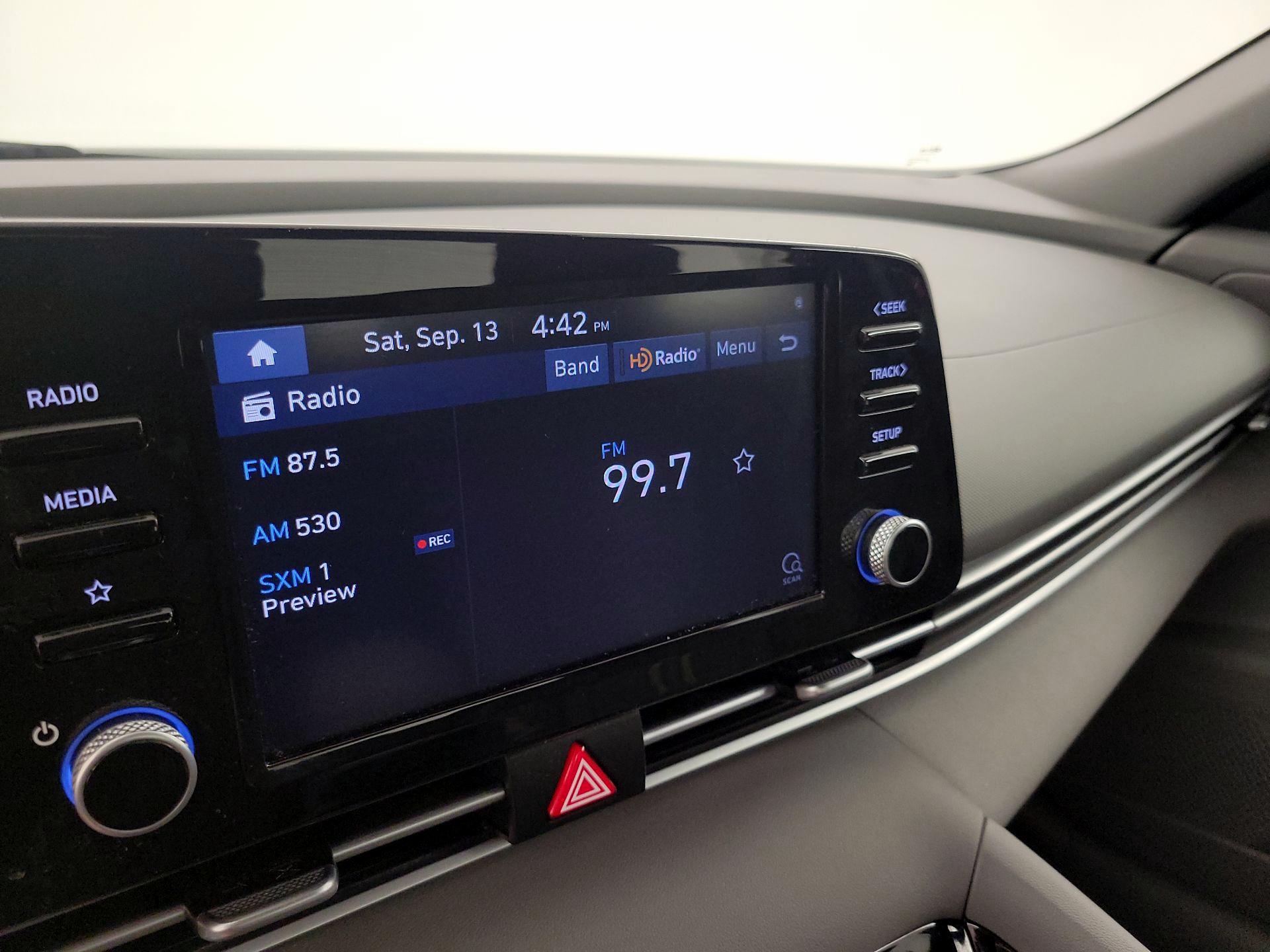 Thumbnail: 2021 Hyundai Elantra - 15