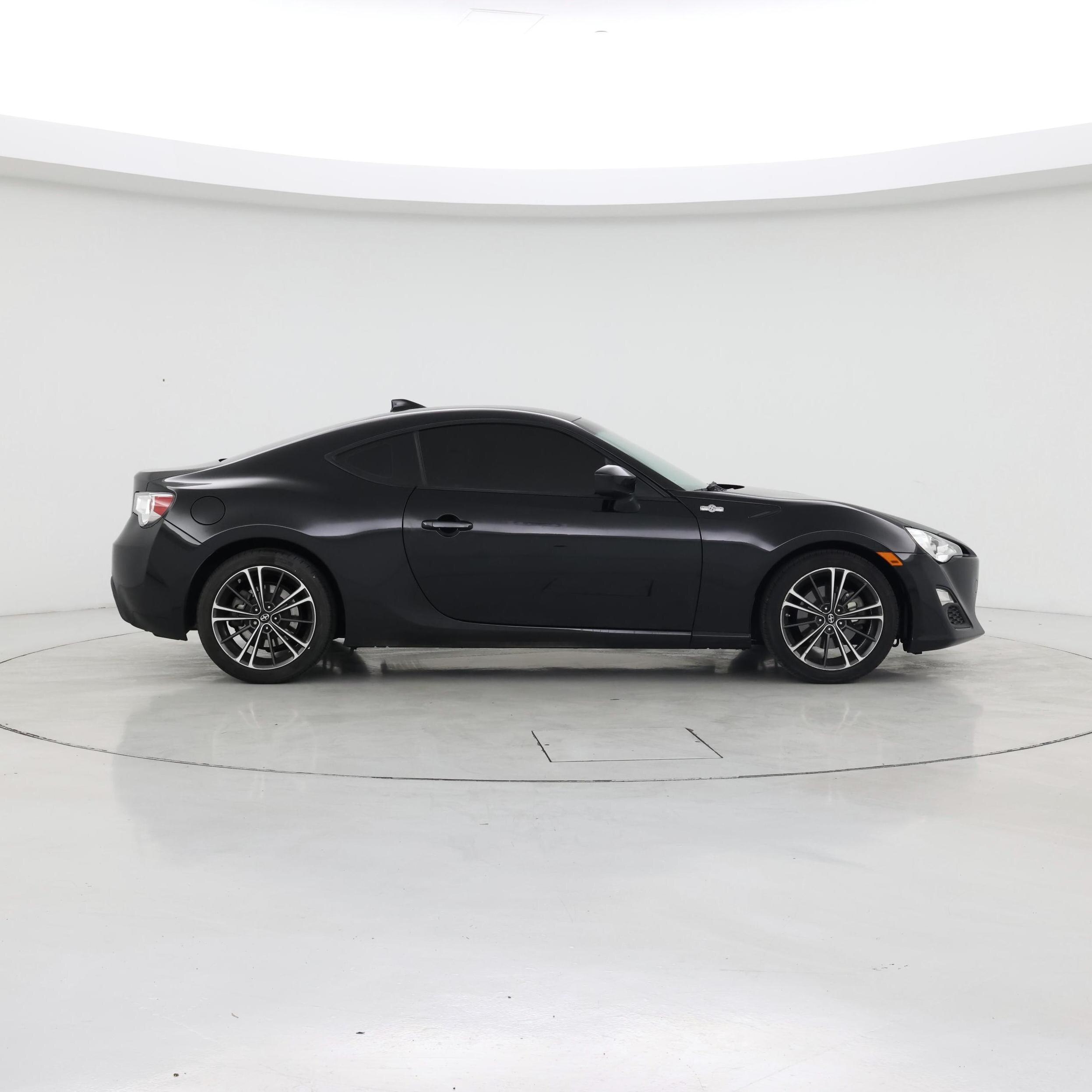 Thumbnail: 2015 Scion FR-S - 7