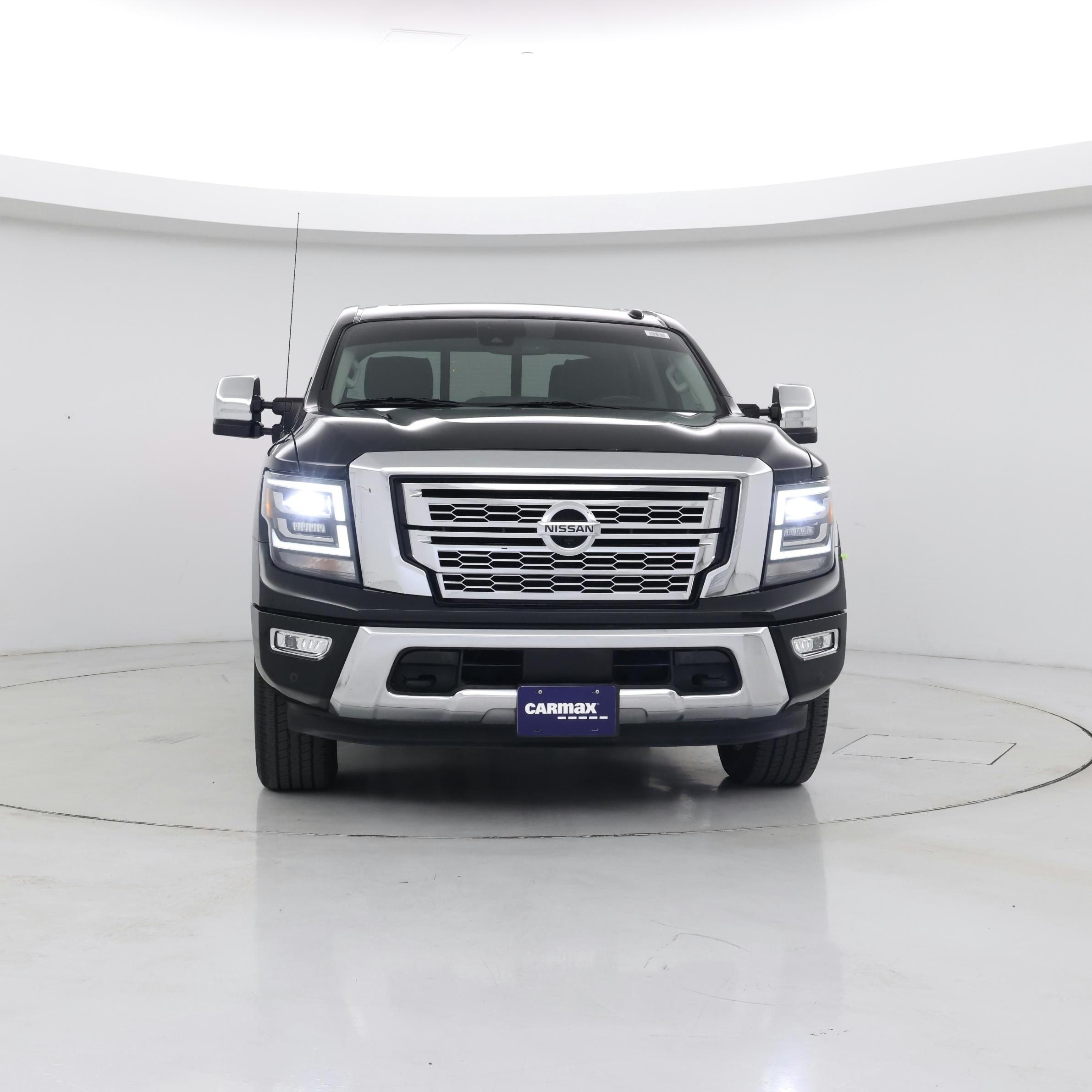 Thumbnail: 2020 Nissan Titan - 5