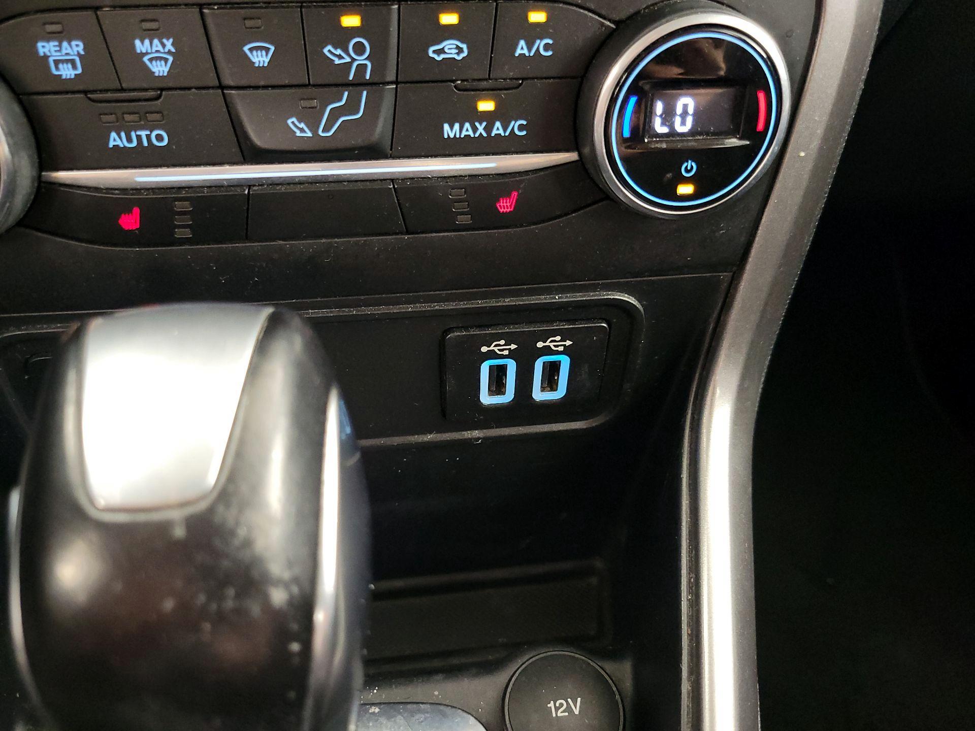 Thumbnail: 2018 Ford EcoSport - 19