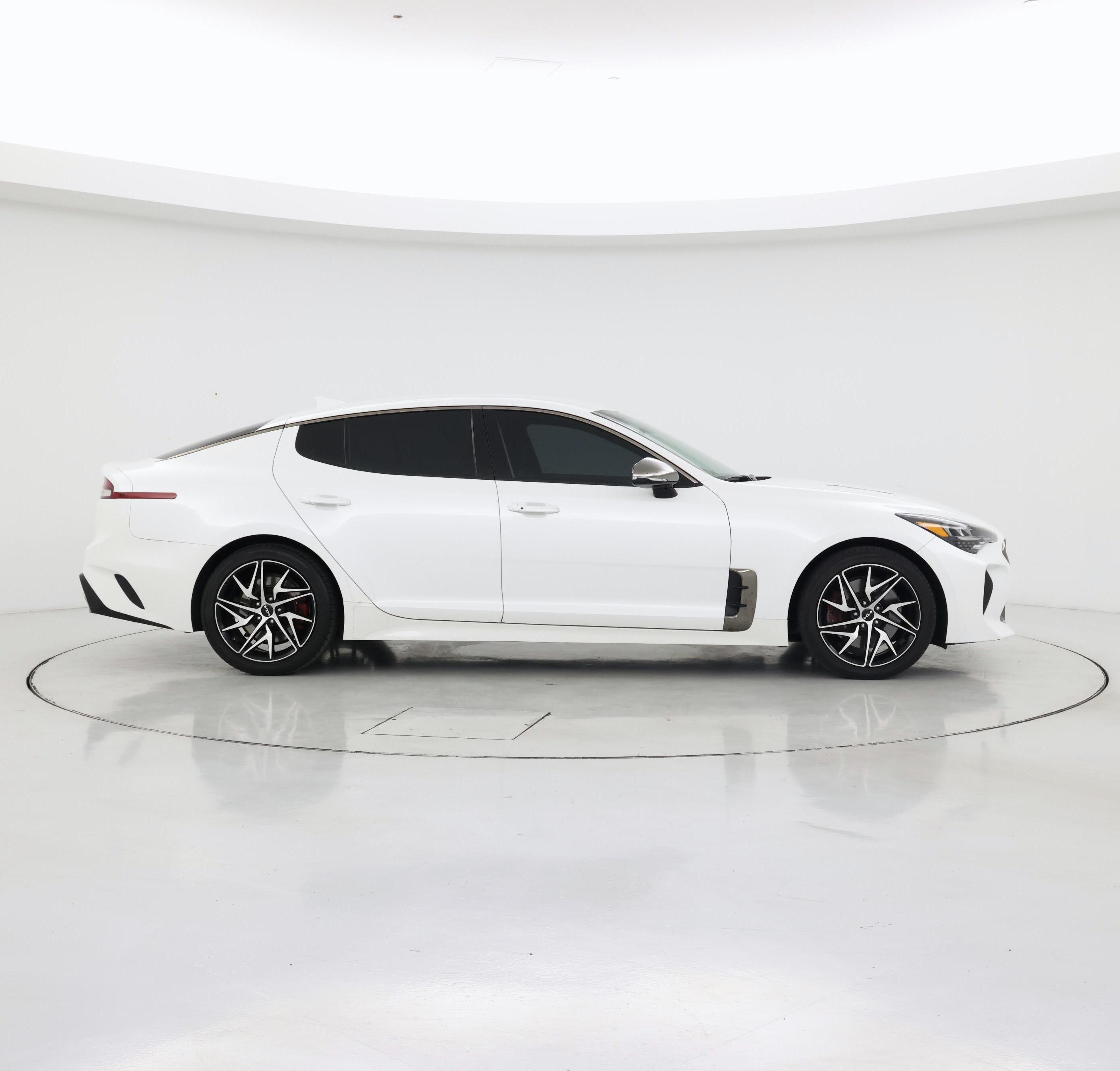 Thumbnail: 2022 Kia Stinger - 7