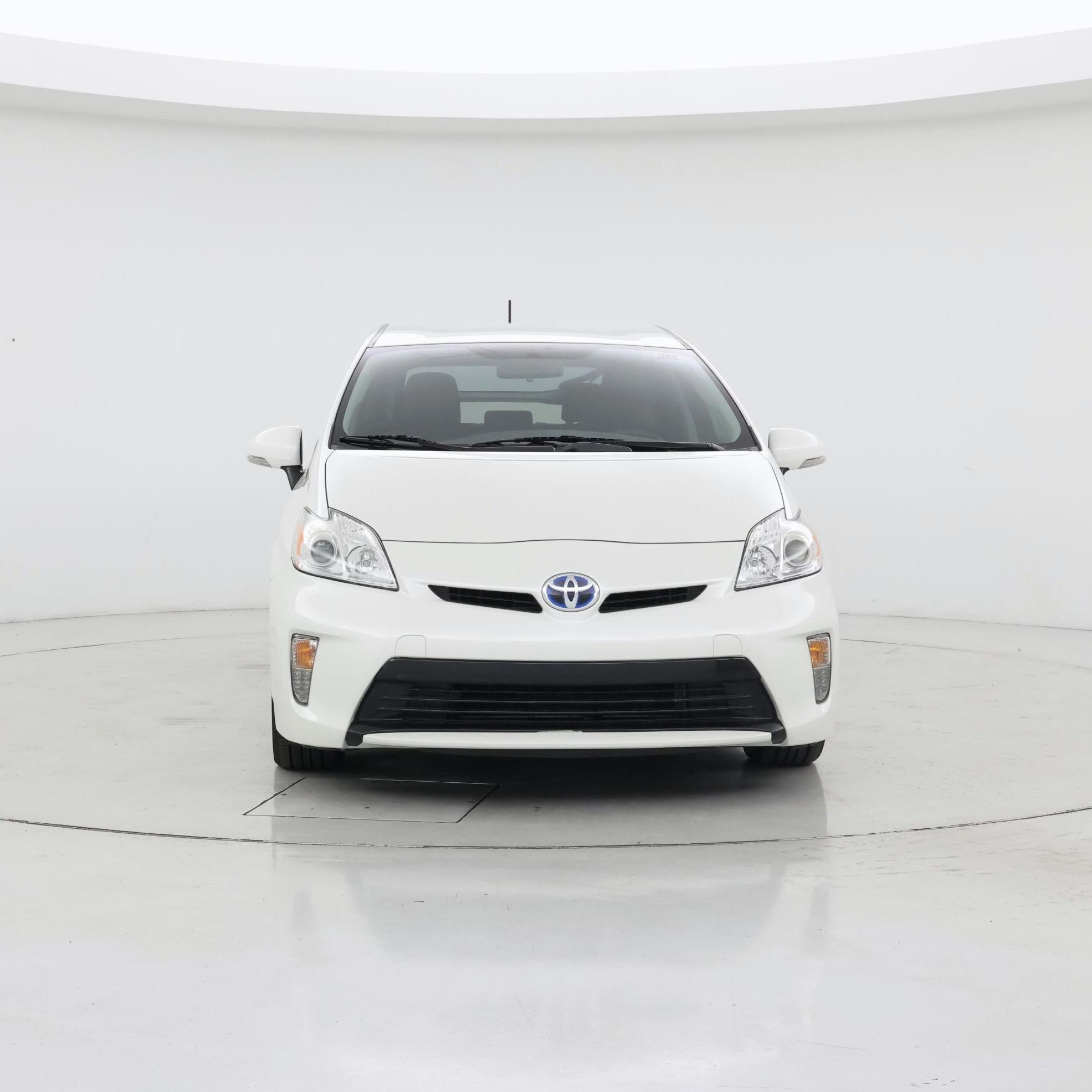 Thumbnail: 2015 Toyota Prius - 5