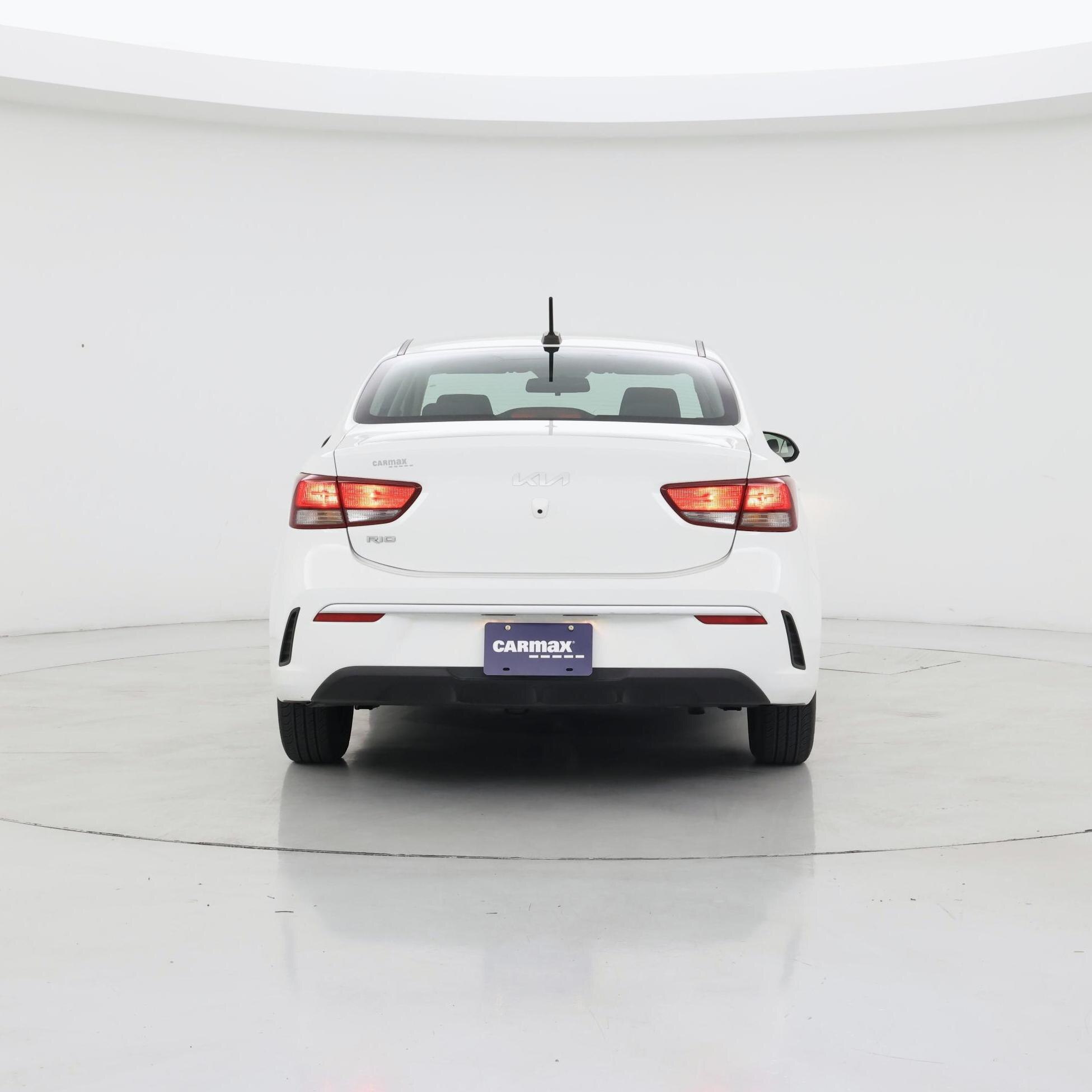 Thumbnail: 2022 Kia Rio - 6