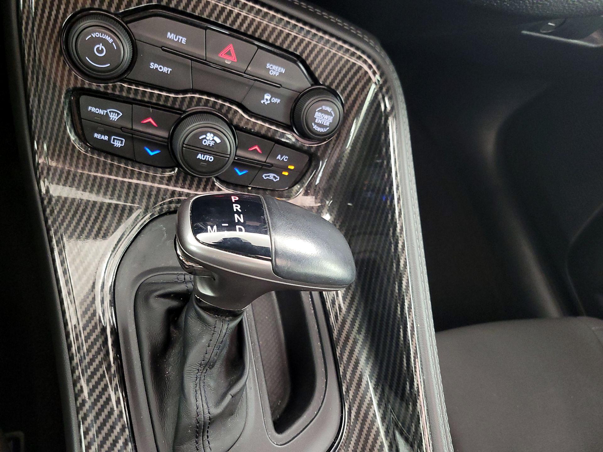 Thumbnail: 2019 Dodge Challenger - 18
