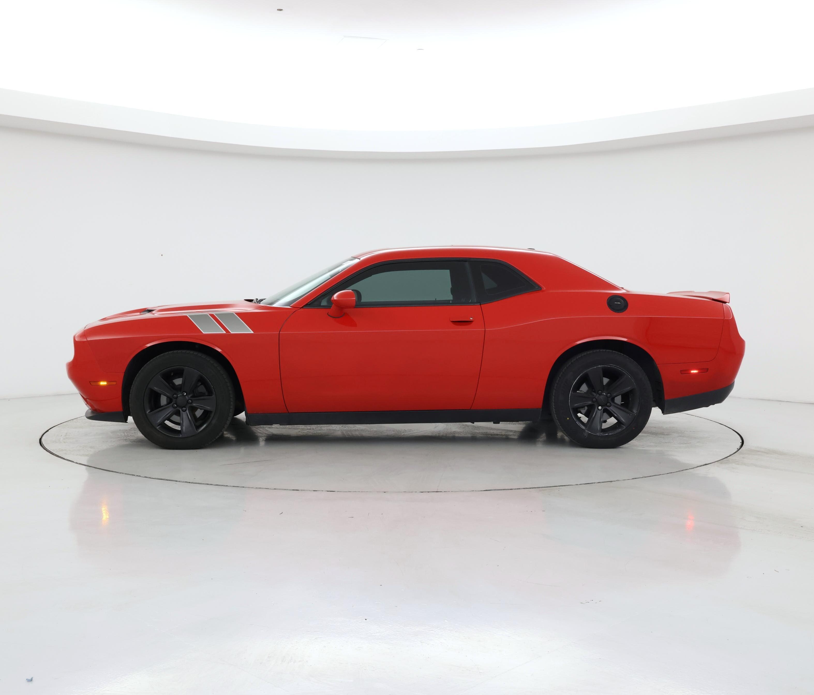 Thumbnail: 2019 Dodge Challenger - 3