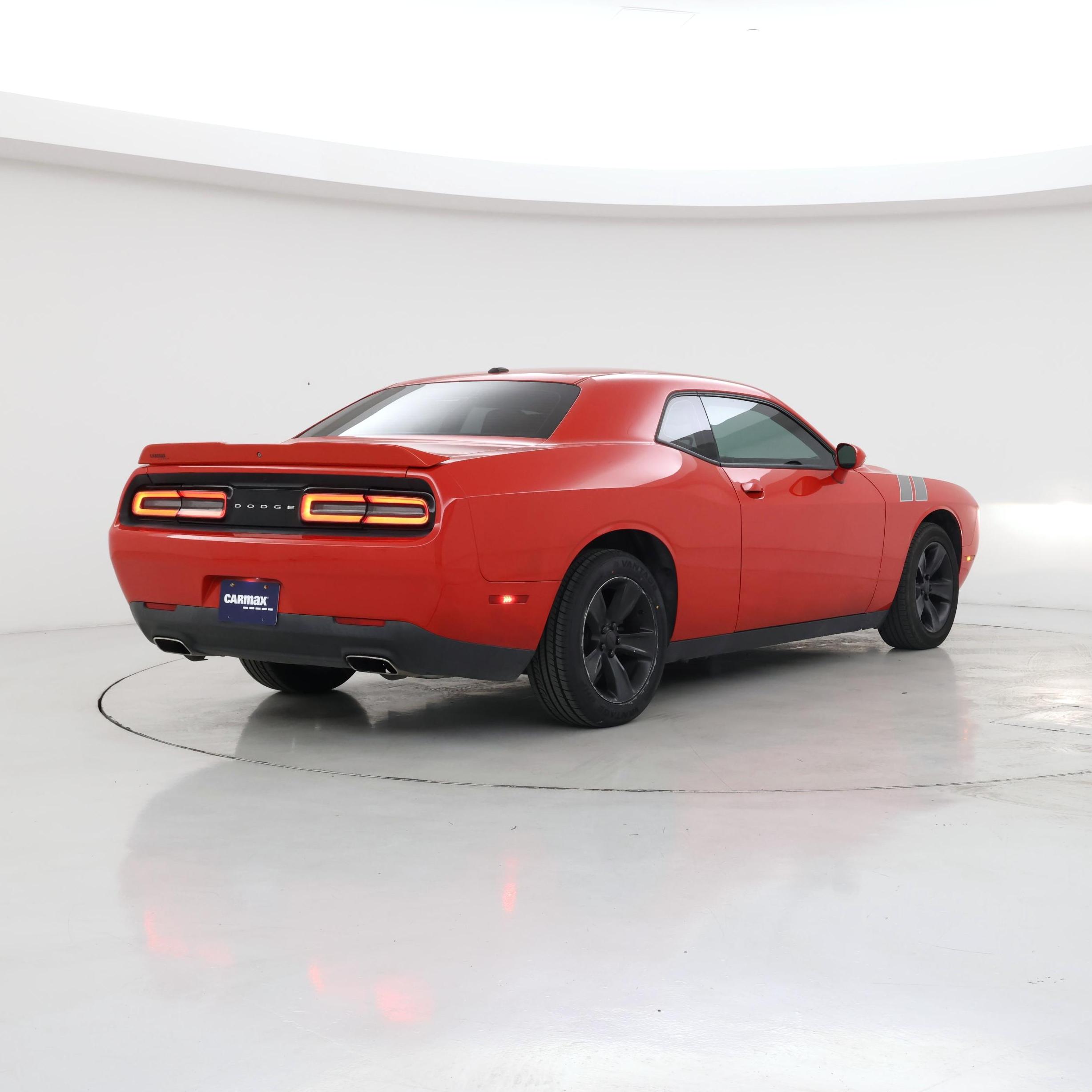 Thumbnail: 2019 Dodge Challenger - 8