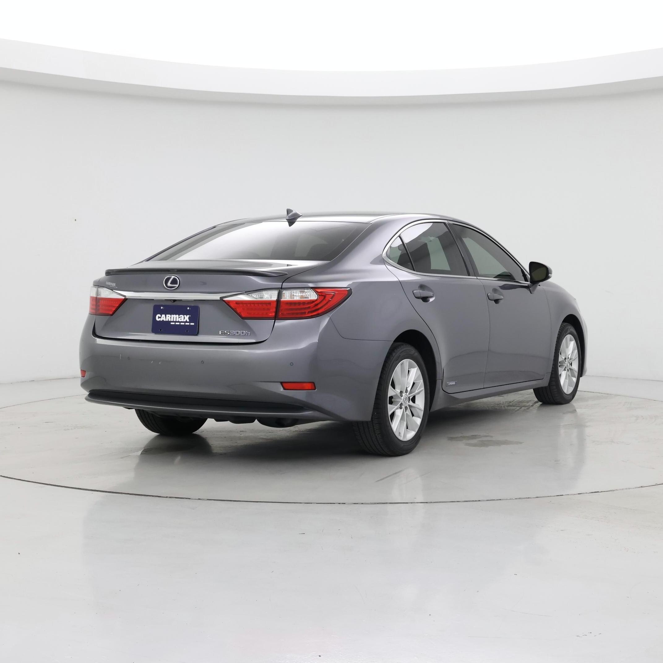 Thumbnail: 2015 Lexus ES - 8