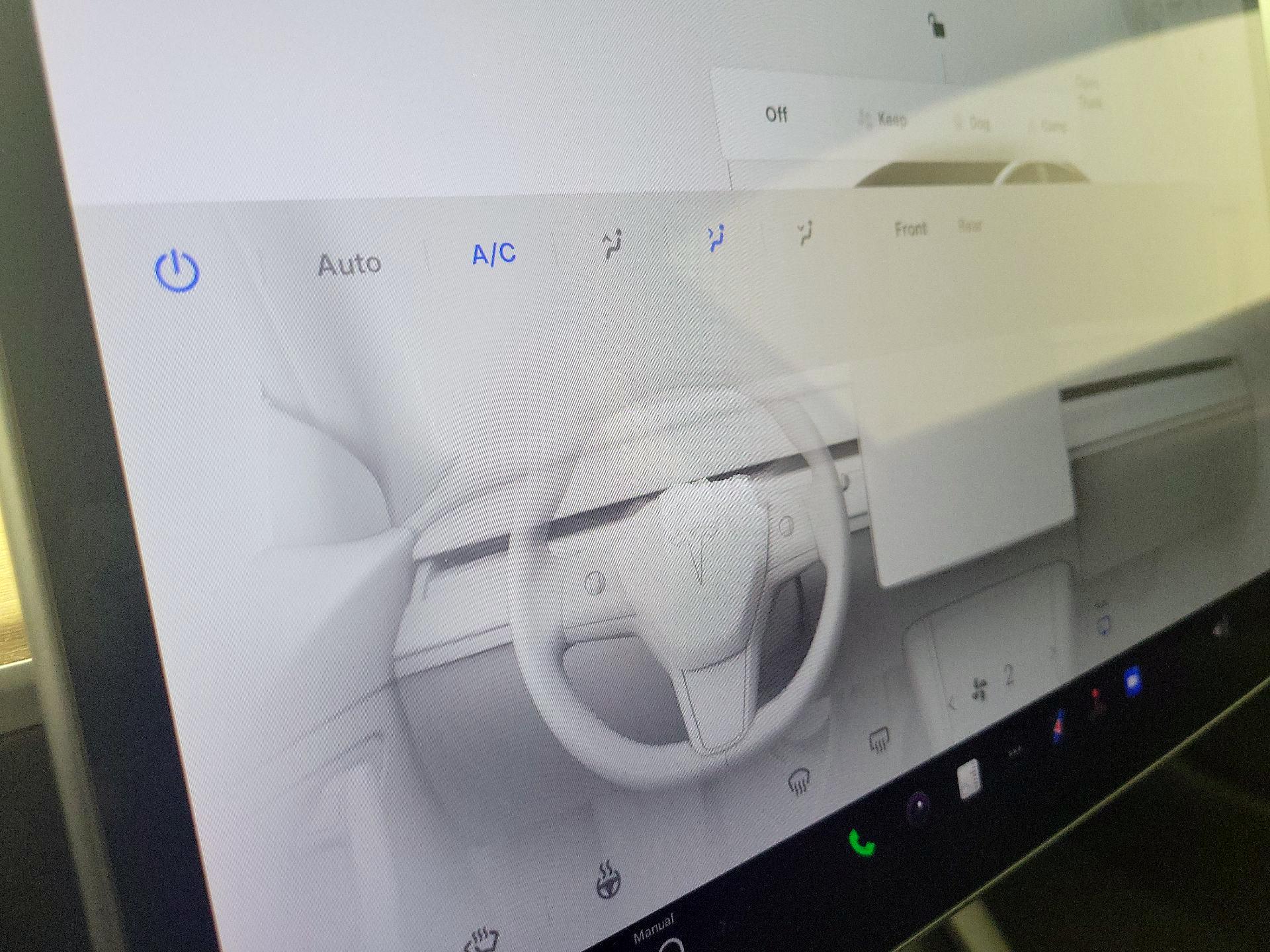 Thumbnail: 2023 Tesla Model 3 - 16