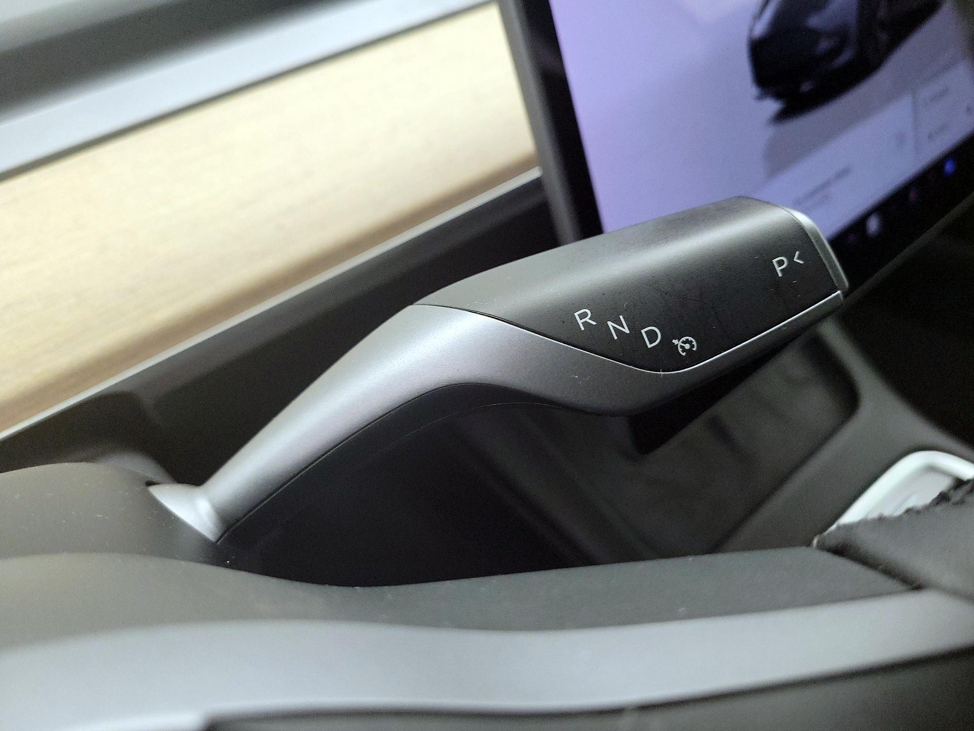 Thumbnail: 2023 Tesla Model 3 - 17