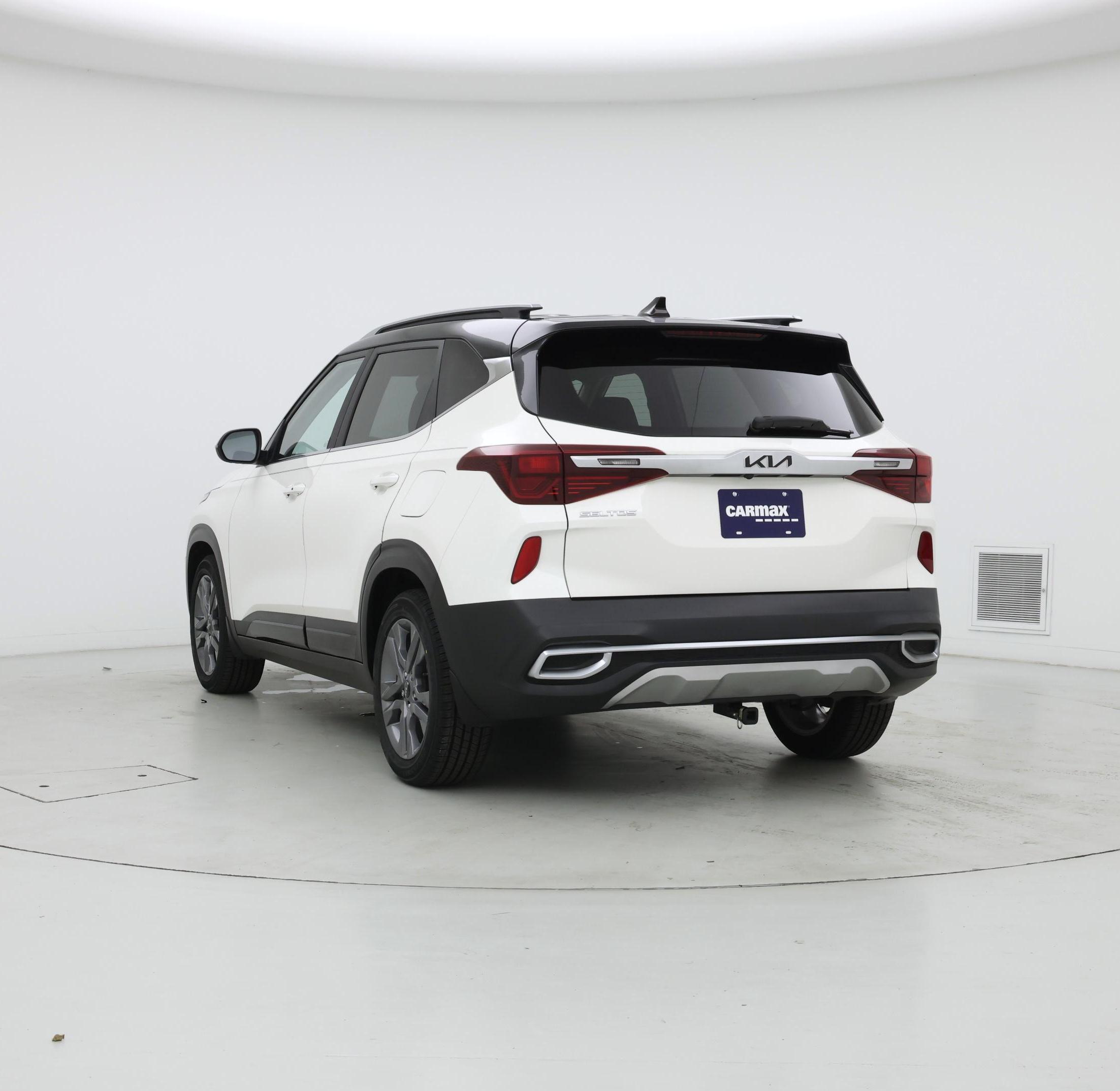 Thumbnail: 2022 Kia Seltos - 2