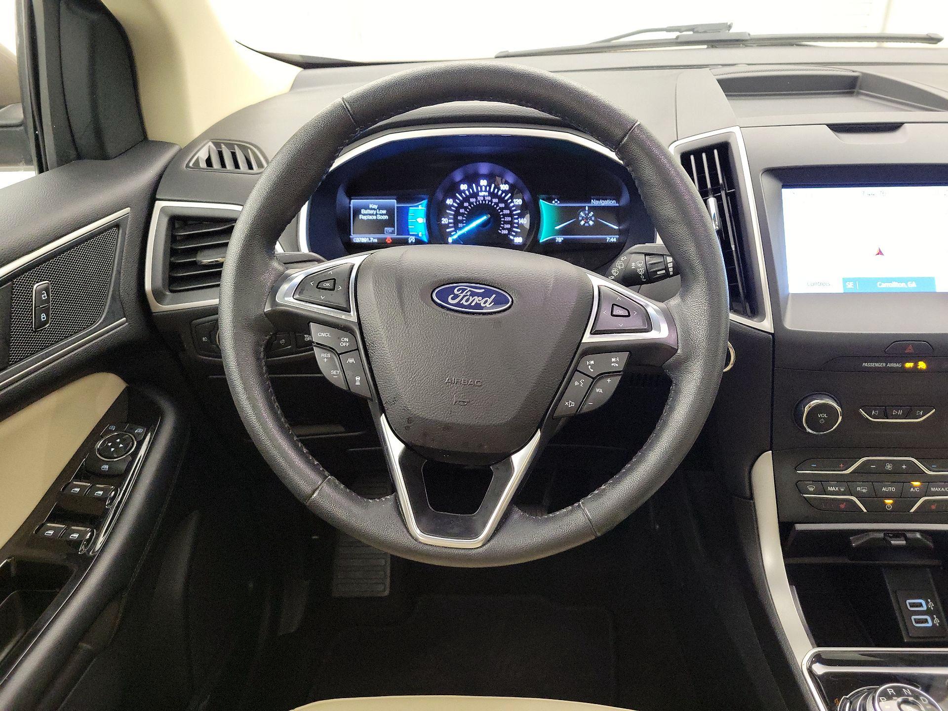 Thumbnail: 2020 Ford Edge - 10