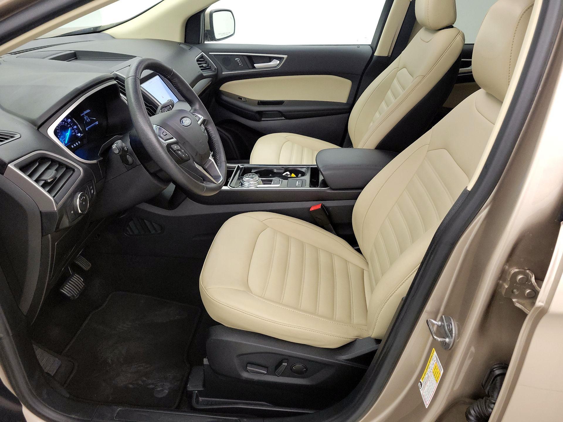Thumbnail: 2020 Ford Edge - 11