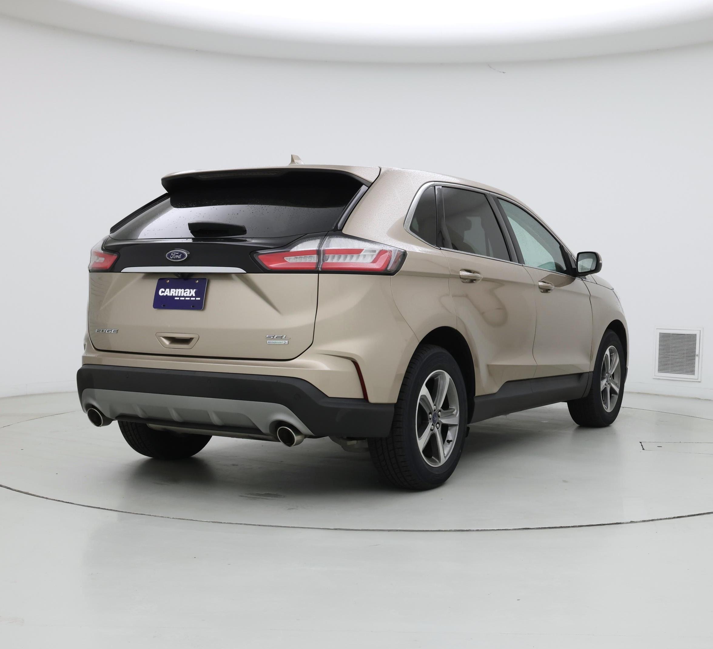 Thumbnail: 2020 Ford Edge - 8