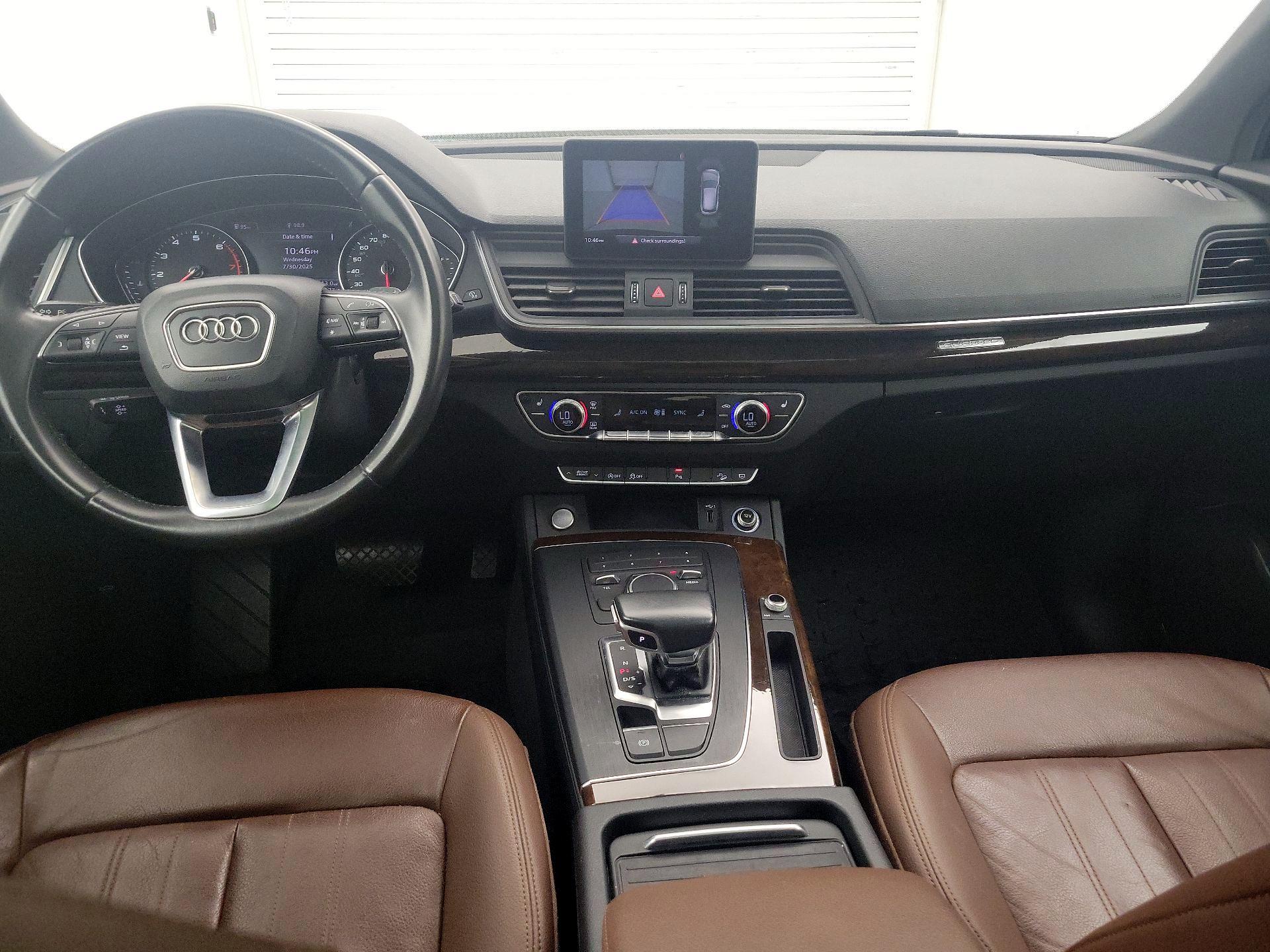 Thumbnail: 2020 Audi Q5 - 9