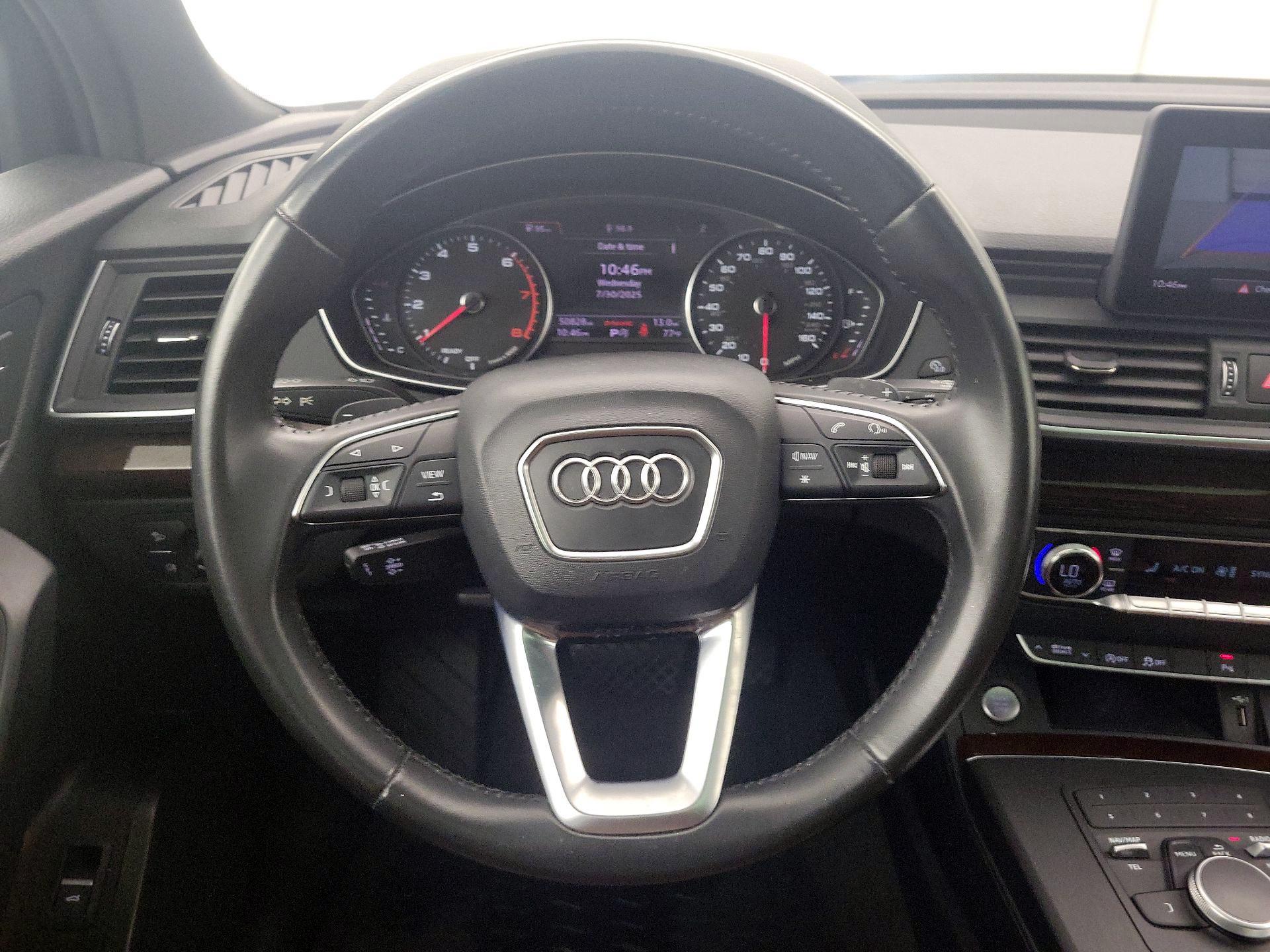Thumbnail: 2020 Audi Q5 - 10