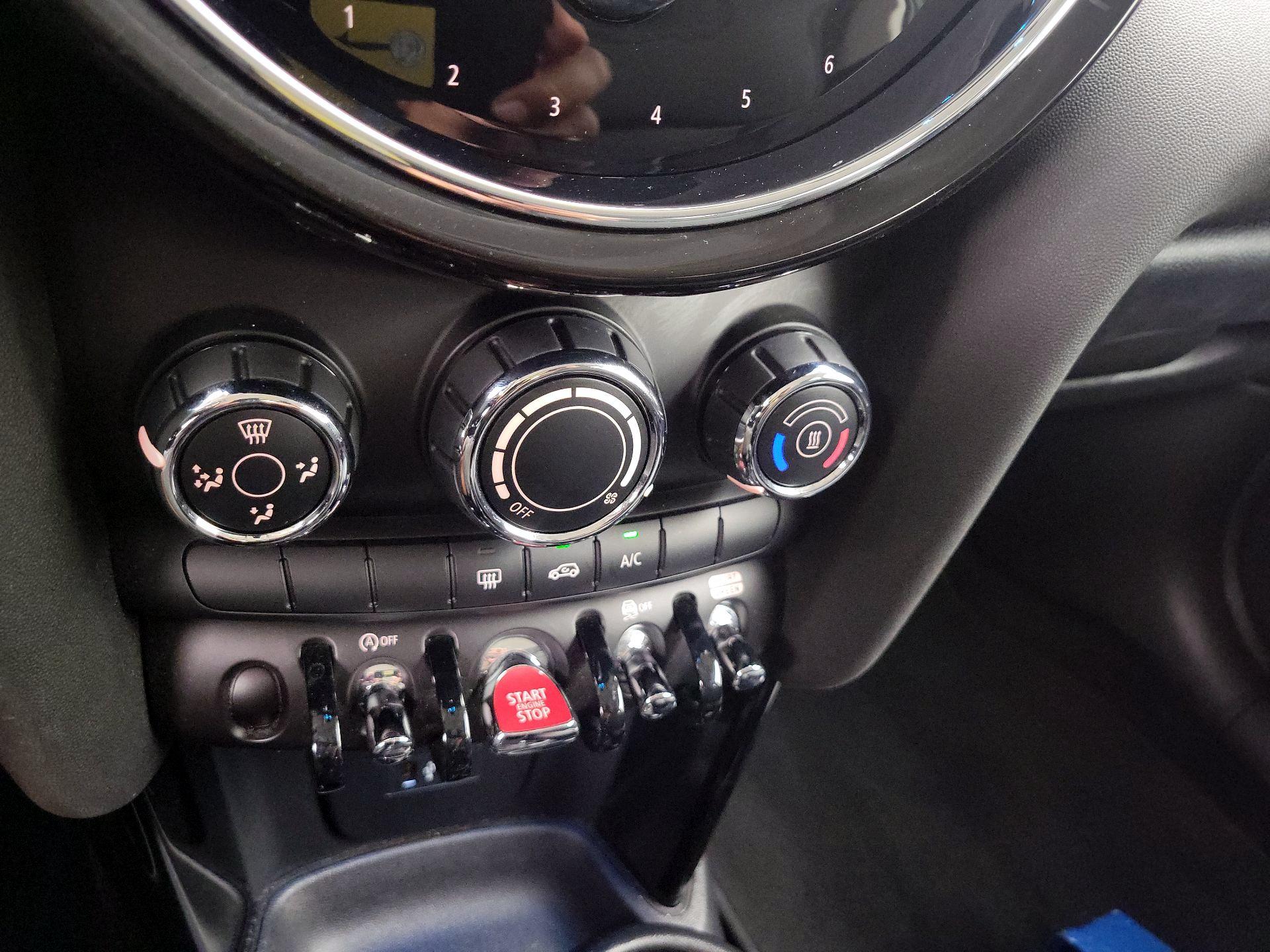 Thumbnail: 2022 MINI Cooper Hardtop - 16