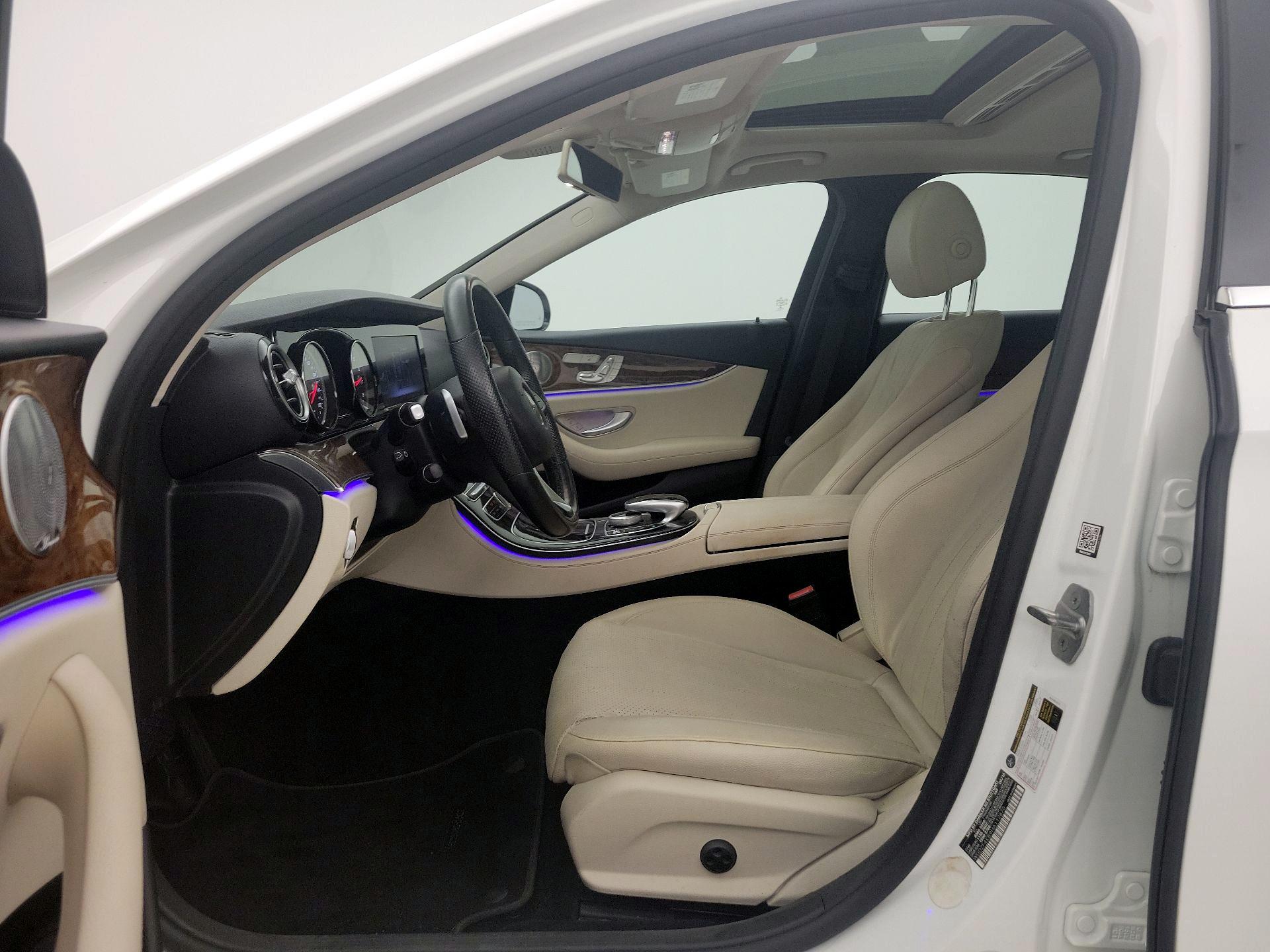 Thumbnail: 2017 Mercedes-Benz E-Class - 11