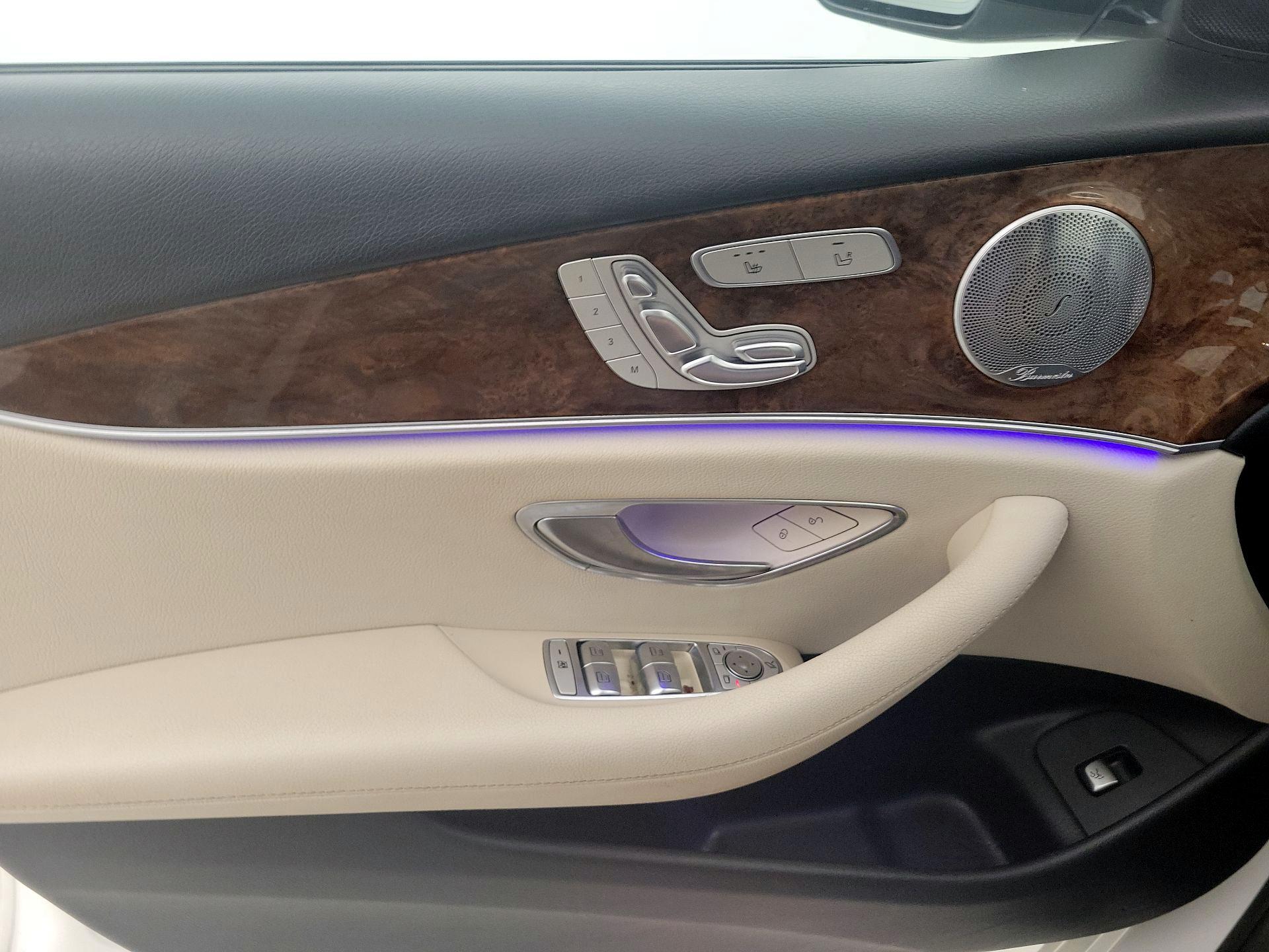 Thumbnail: 2017 Mercedes-Benz E-Class - 12