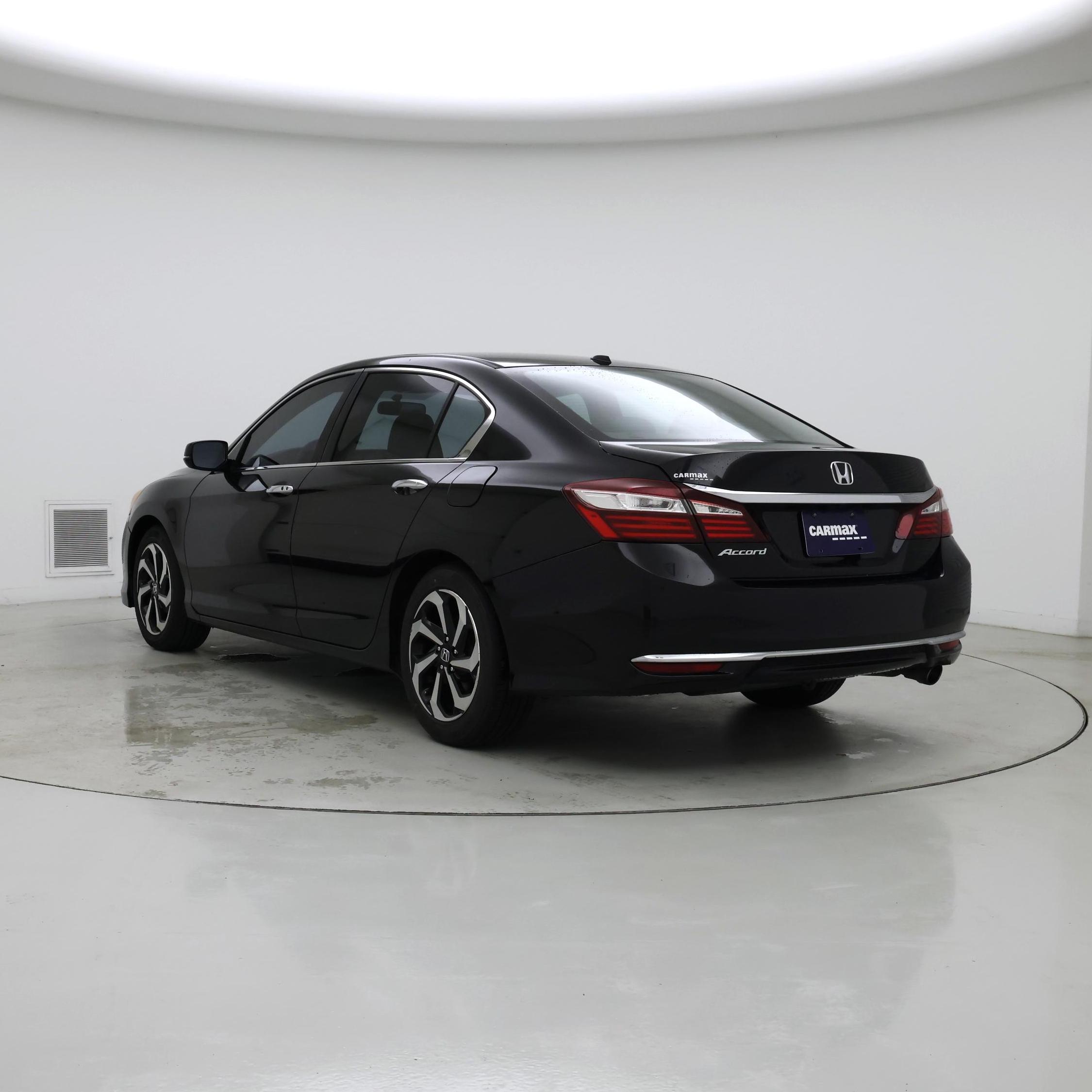 Thumbnail: 2017 Honda Accord - 2
