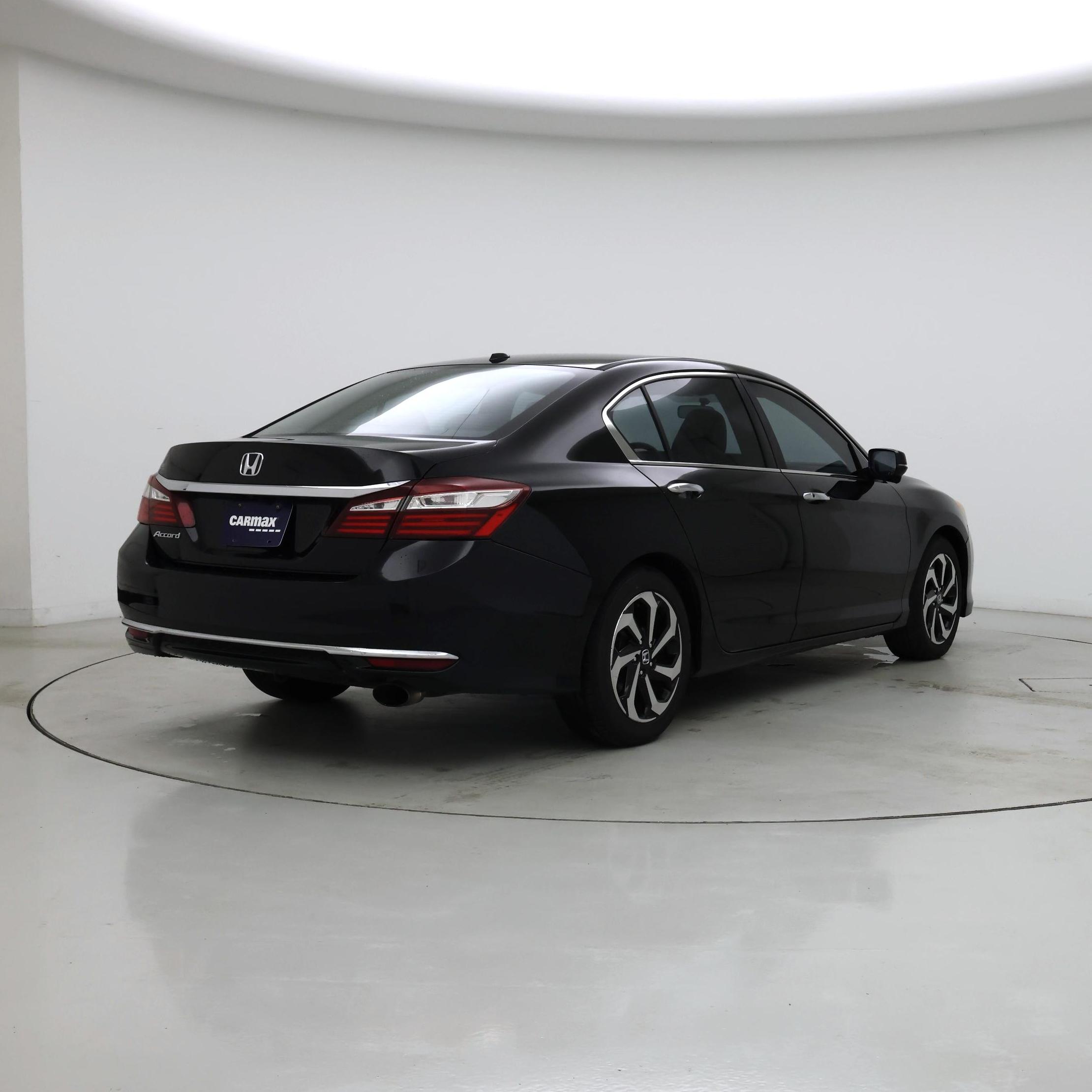 Thumbnail: 2017 Honda Accord - 8