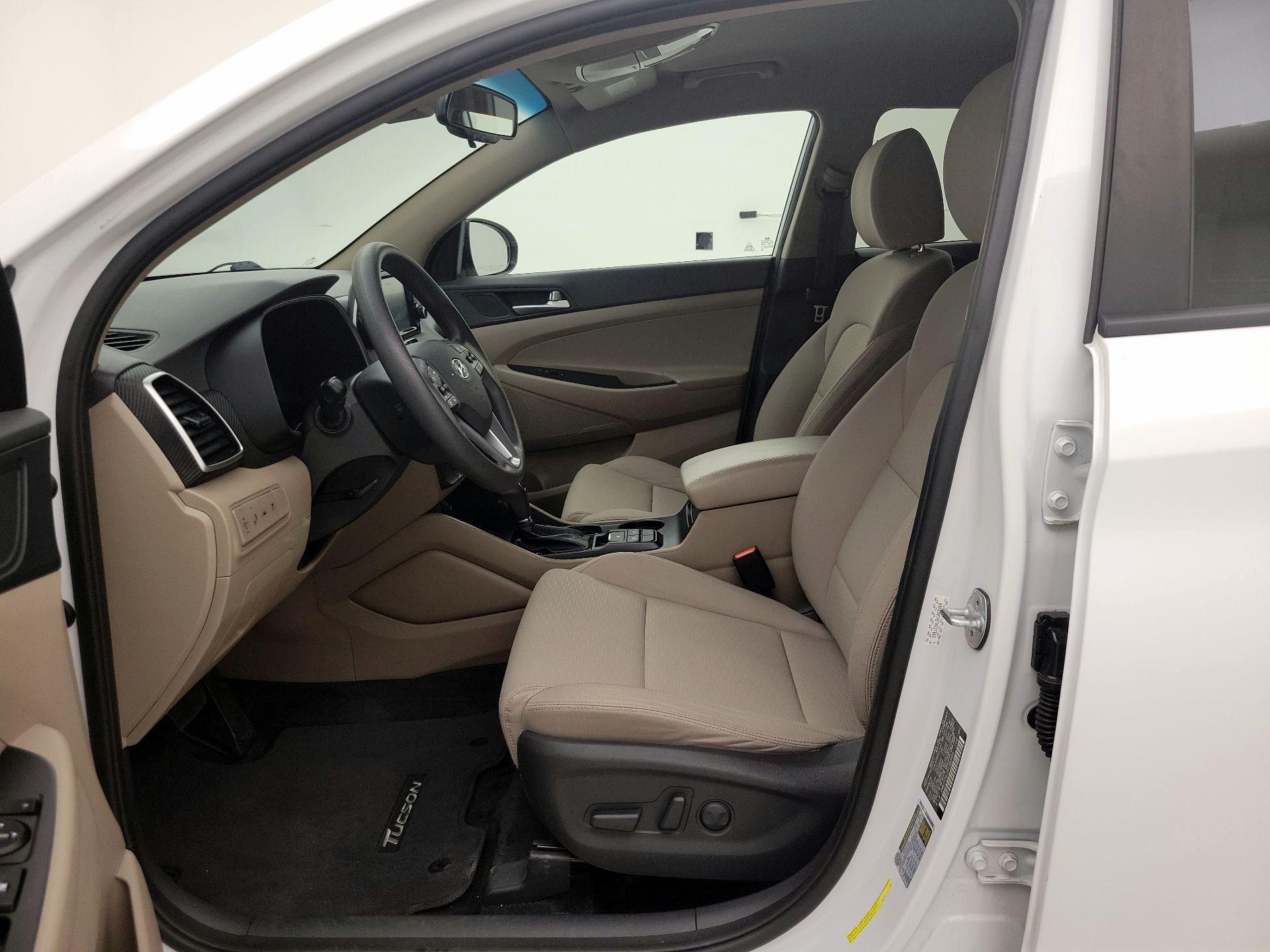 Thumbnail: 2019 Hyundai Tucson - 11