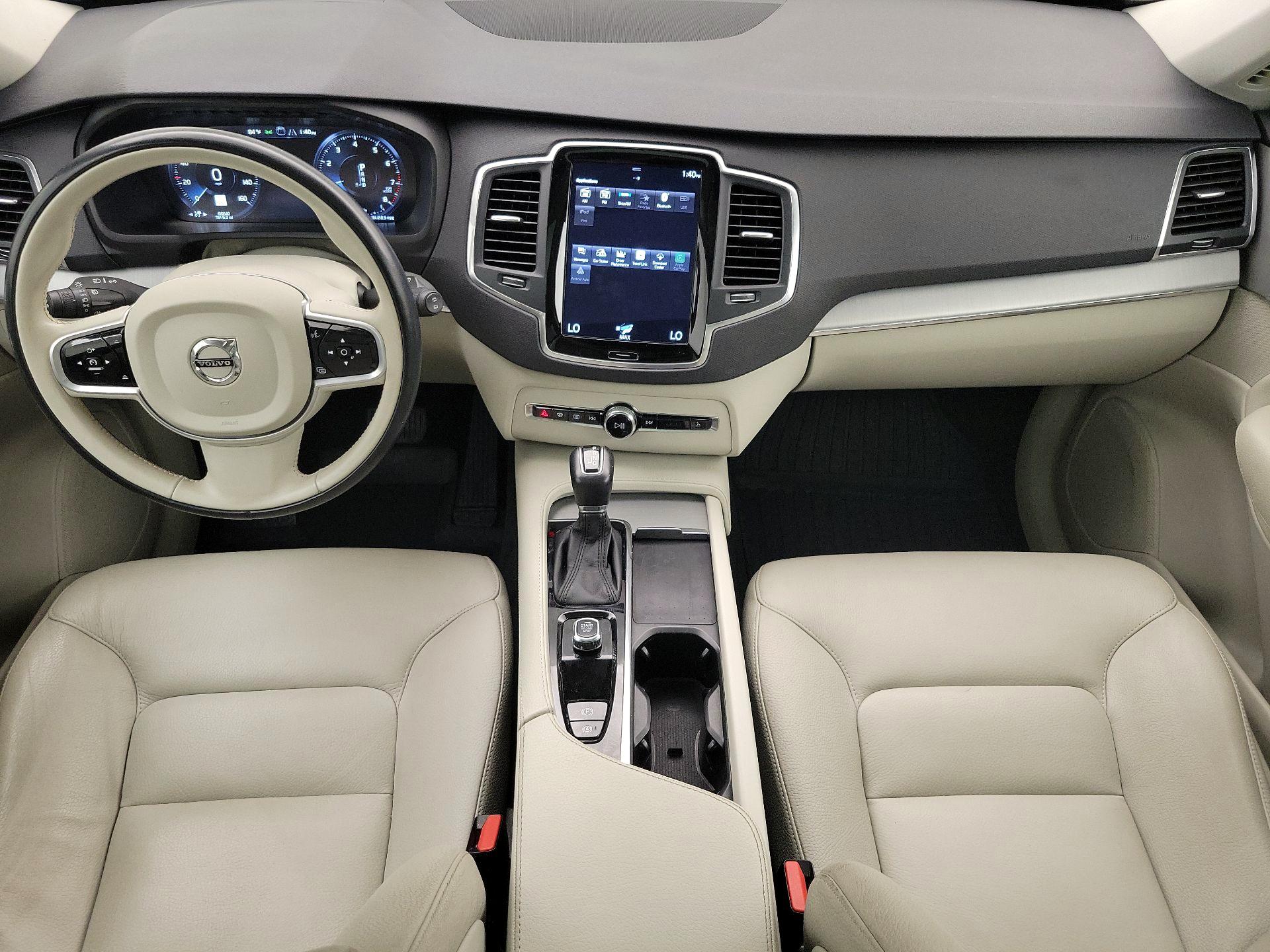 Thumbnail: 2022 Volvo XC90 - 9