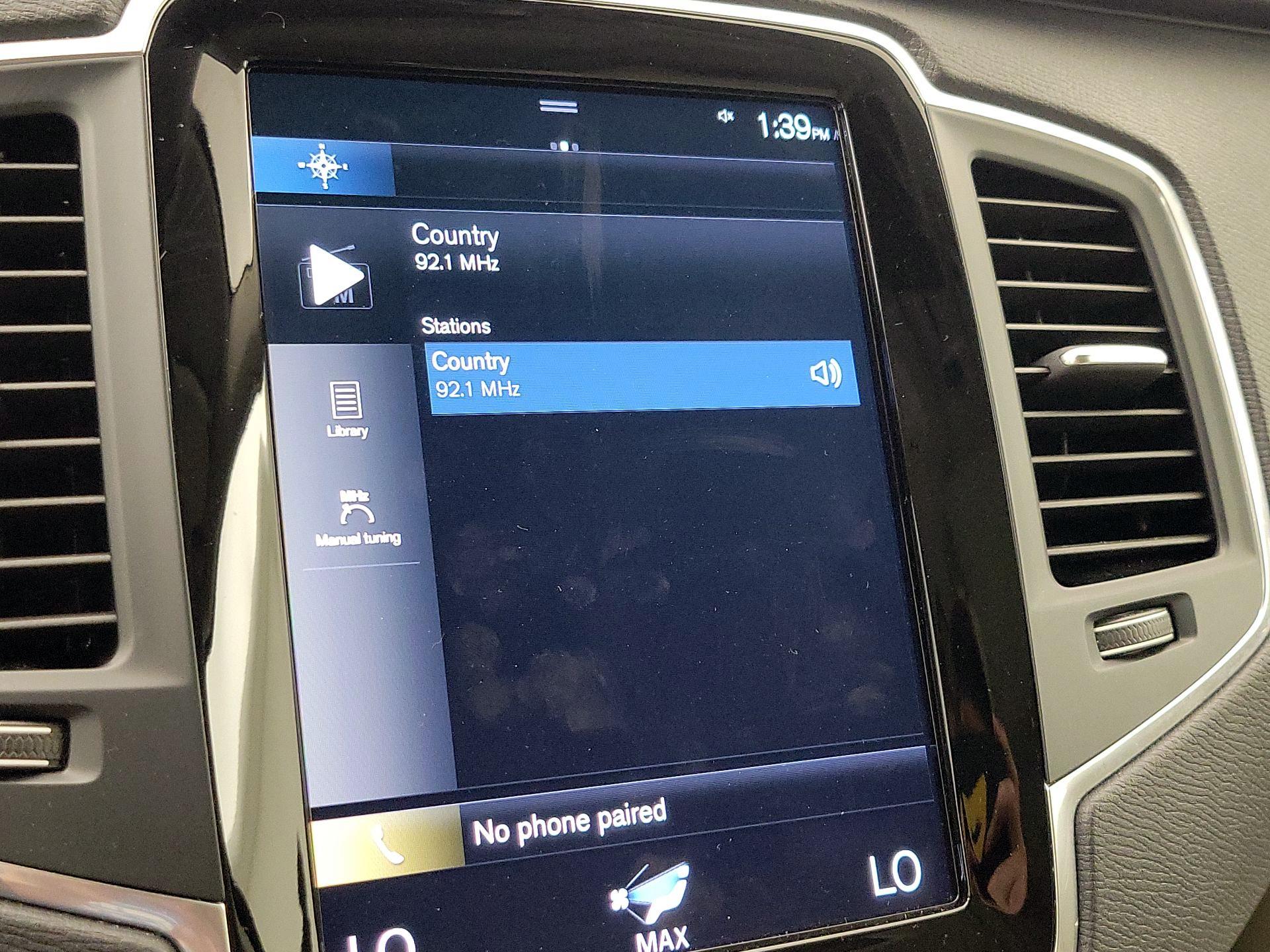 Thumbnail: 2022 Volvo XC90 - 15