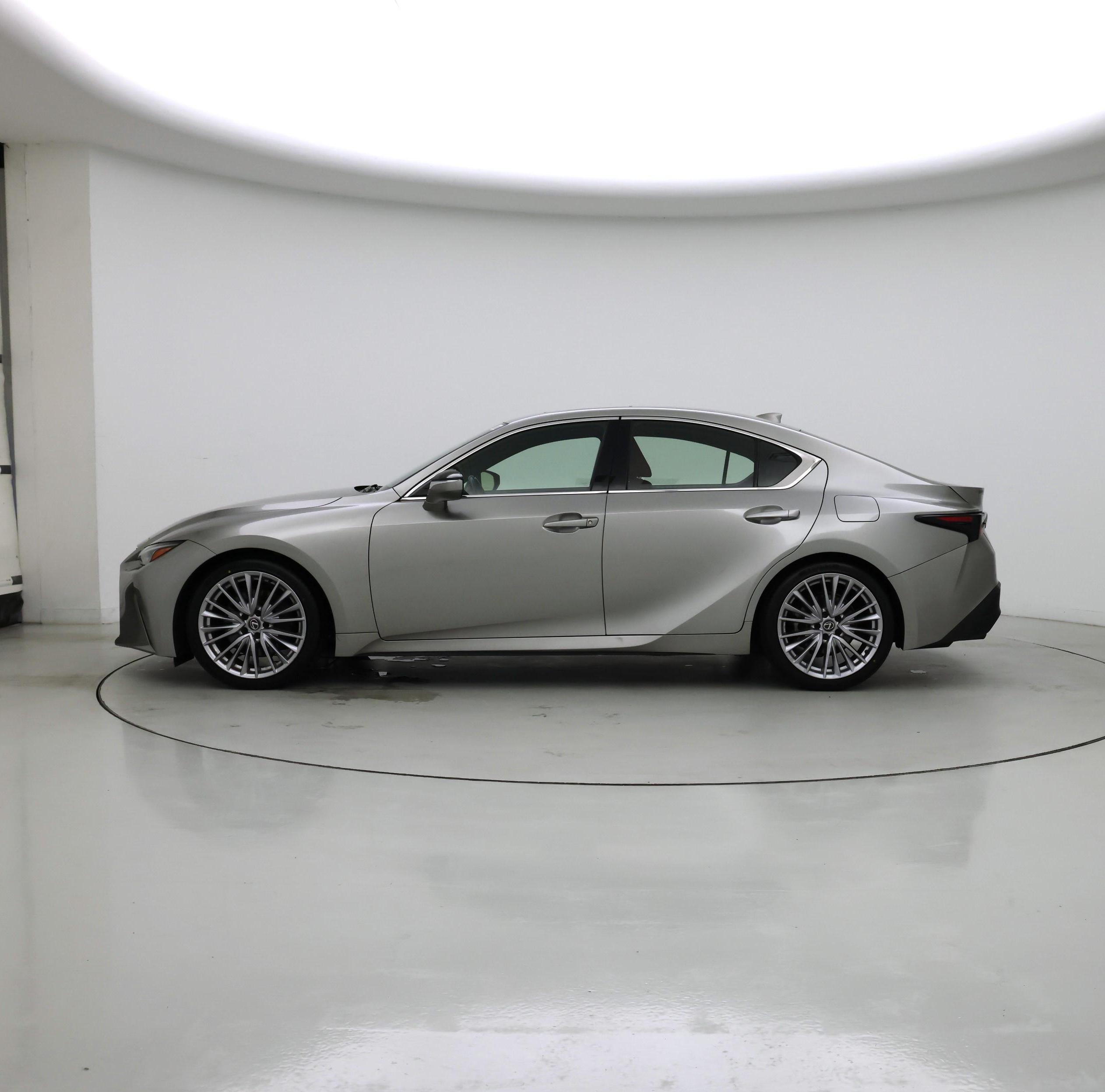 Thumbnail: 2023 Lexus IS - 3