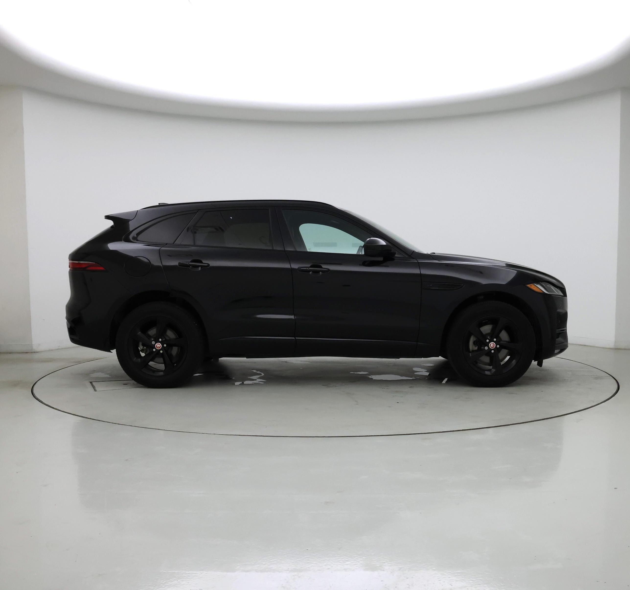 Thumbnail: 2023 Jaguar F-Pace - 7