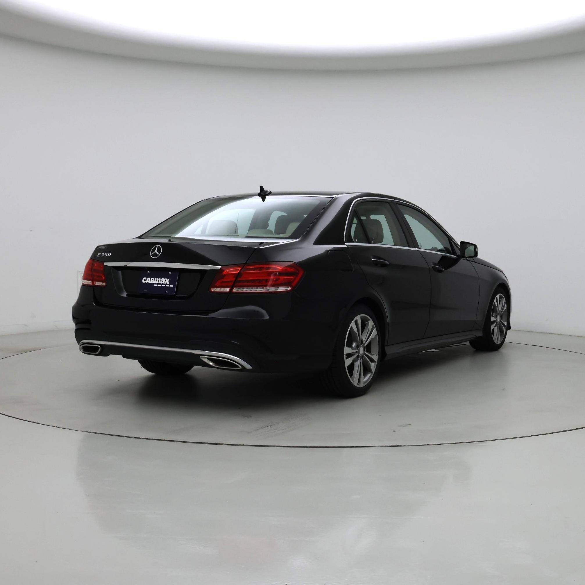 Thumbnail: 2014 Mercedes-Benz E-Class - 8