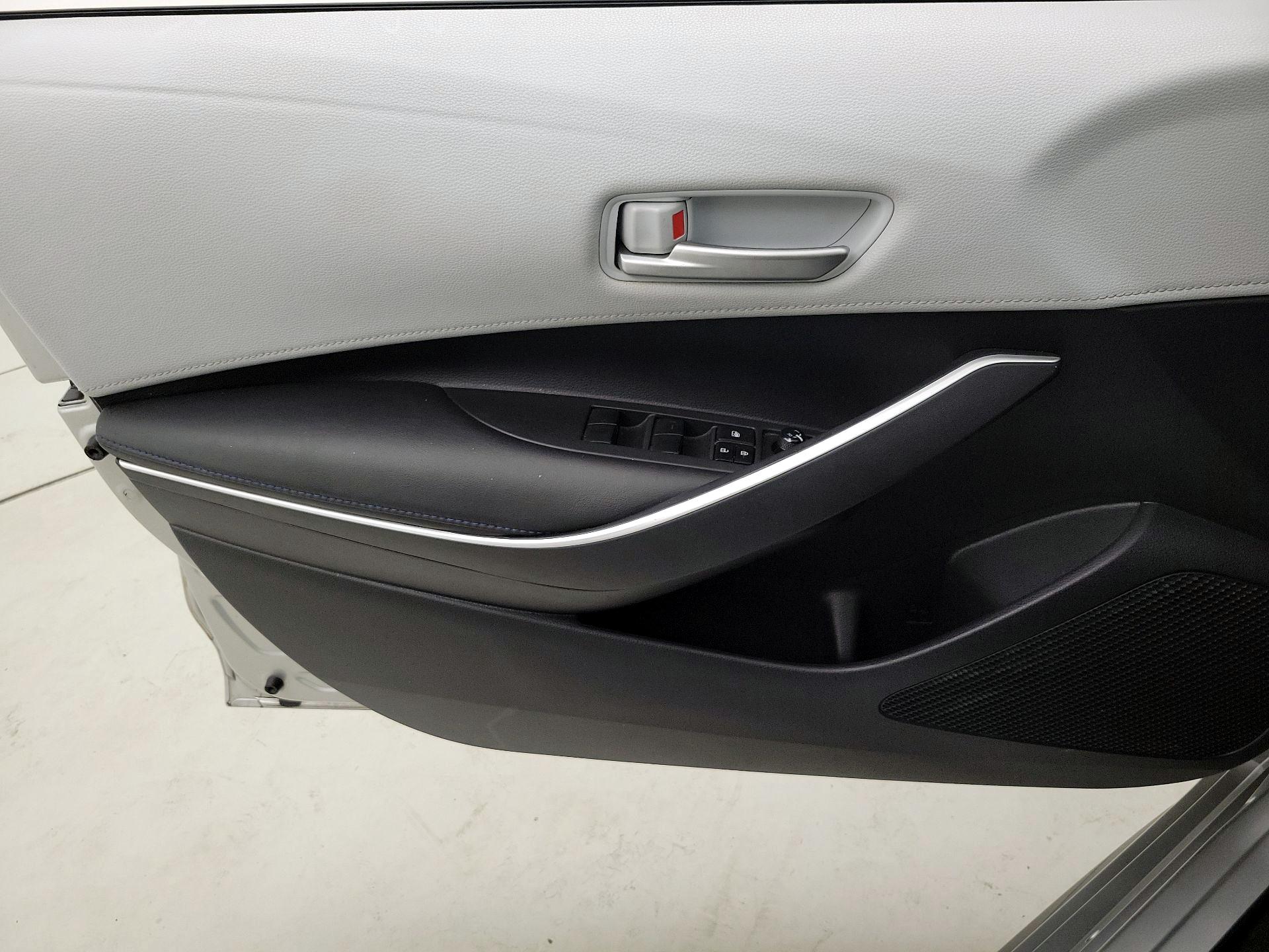 Thumbnail: 2020 Toyota Corolla - 12