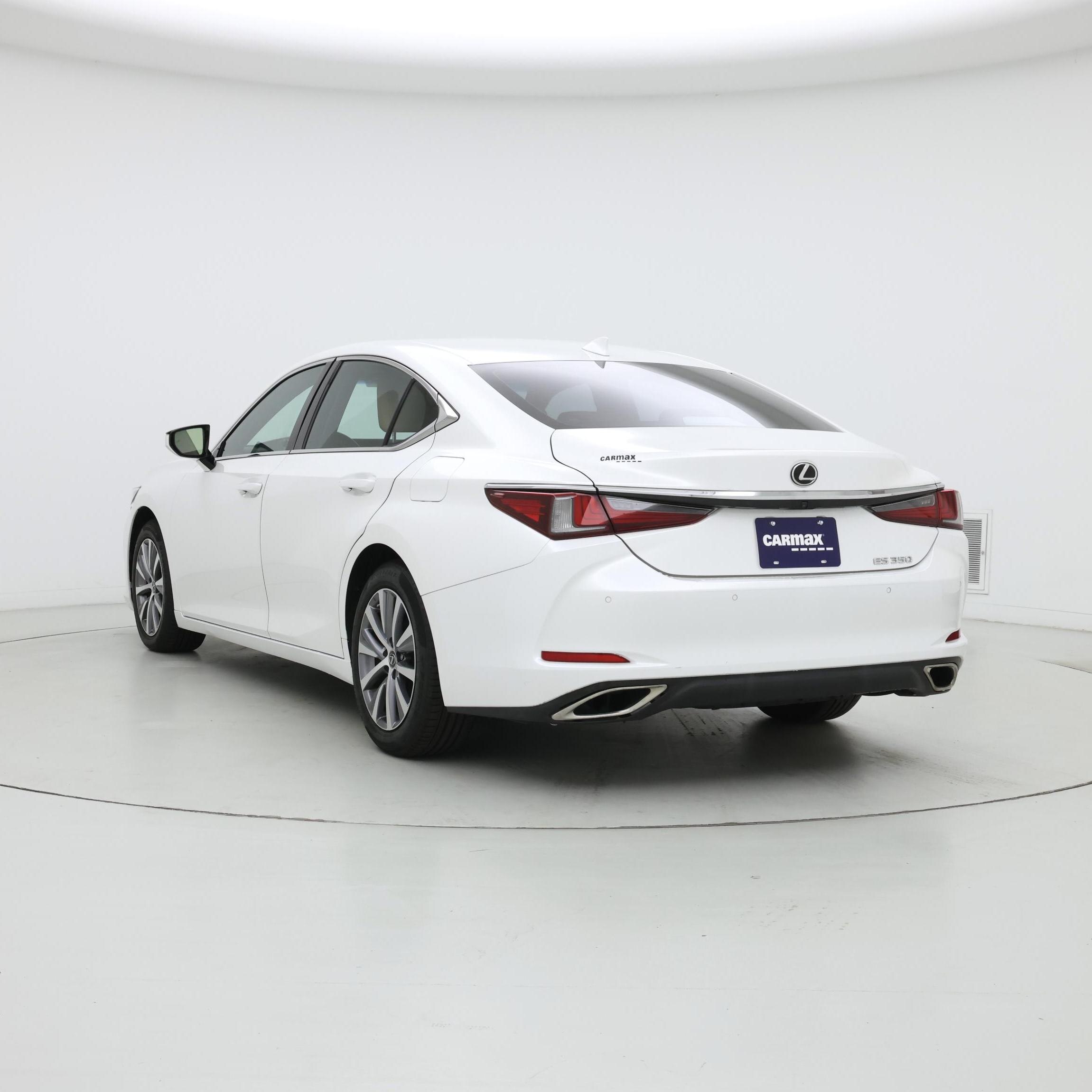 Thumbnail: 2020 Lexus ES - 2