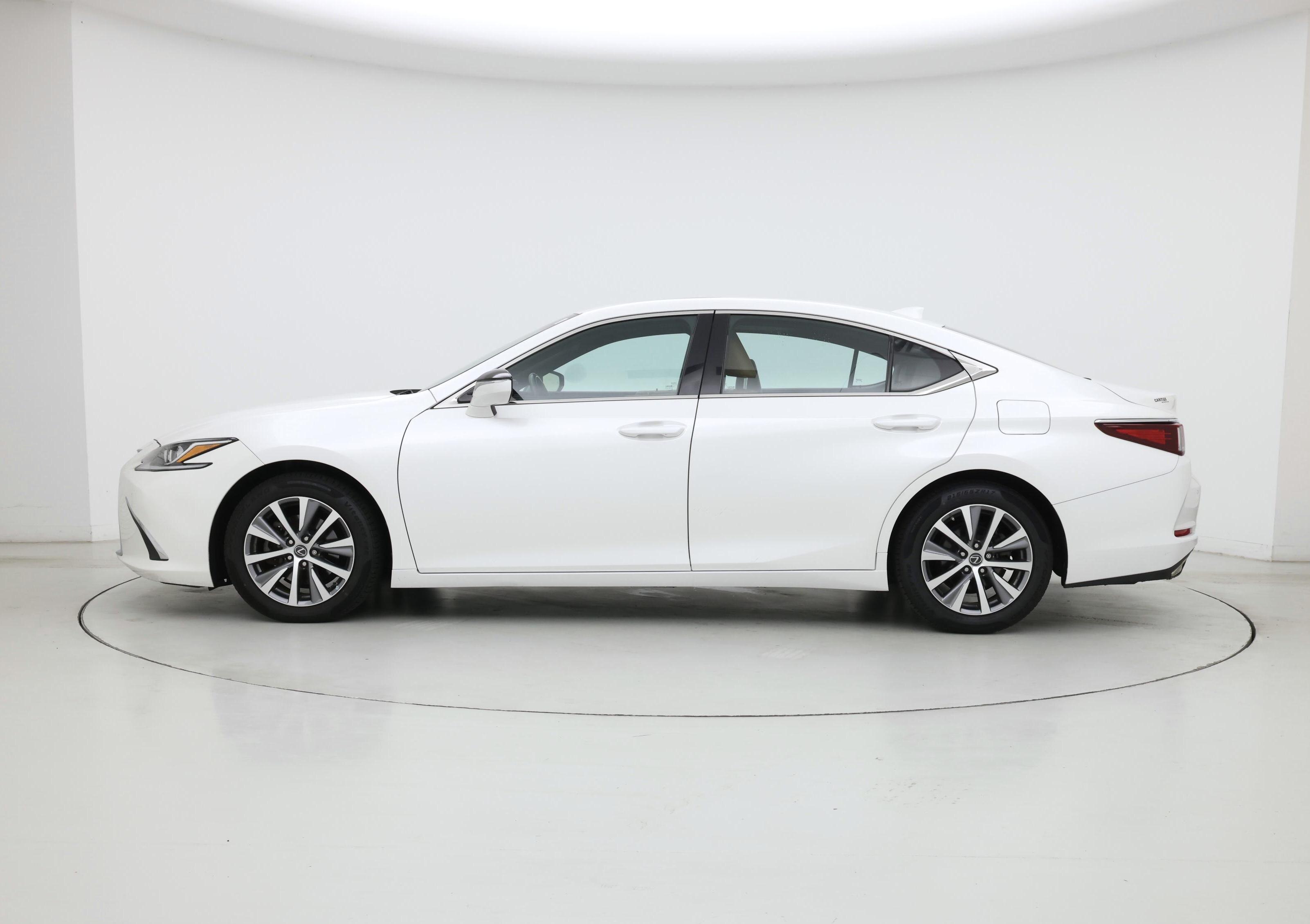 Thumbnail: 2020 Lexus ES - 3