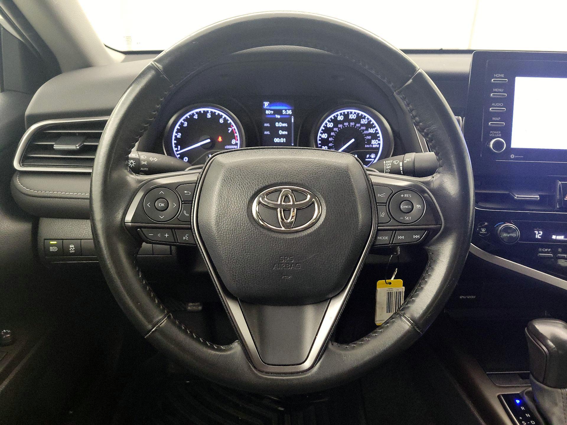 Thumbnail: 2023 Toyota Camry - 10
