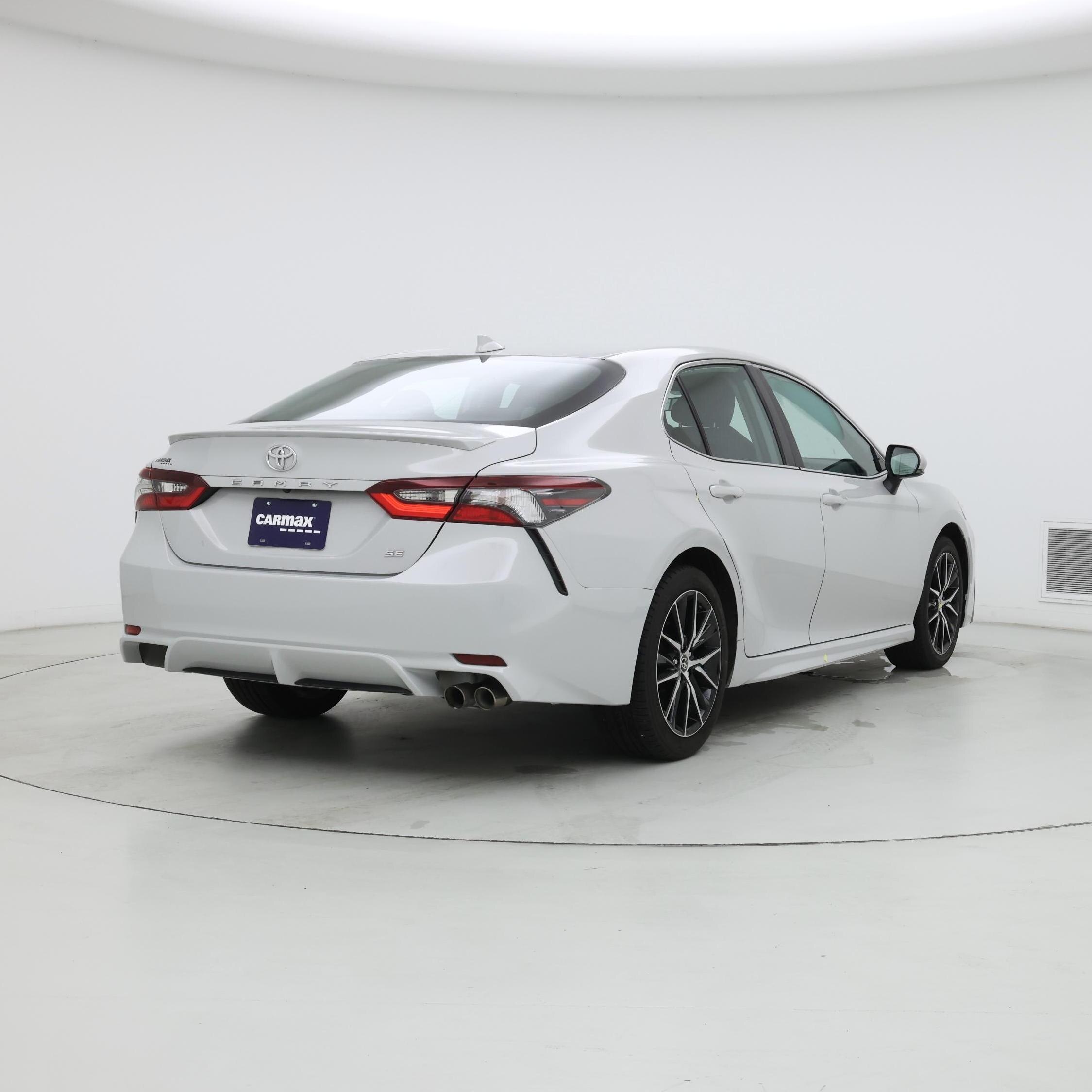 Thumbnail: 2023 Toyota Camry - 8