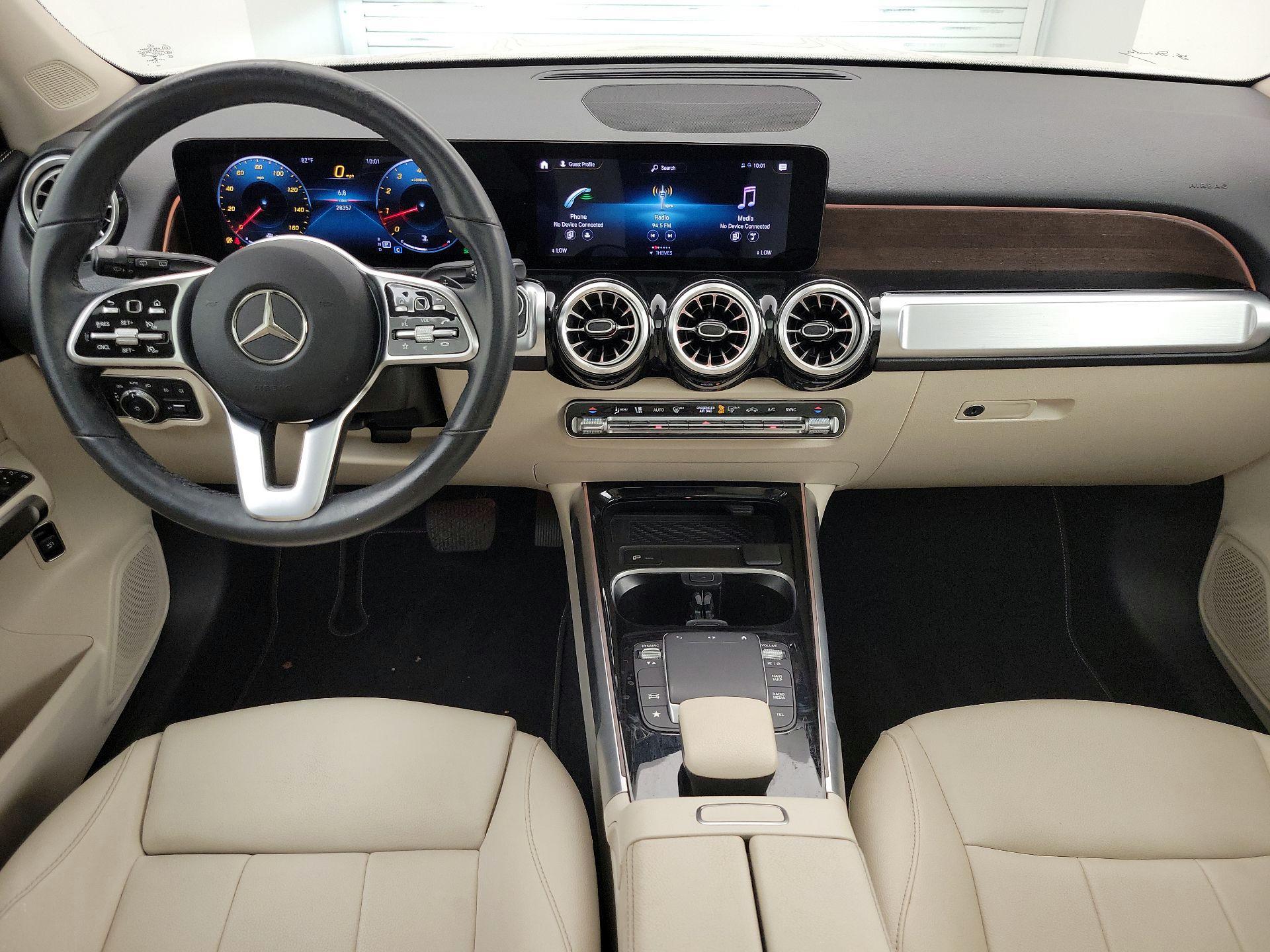 Thumbnail: 2022 Mercedes-Benz GLB - 9