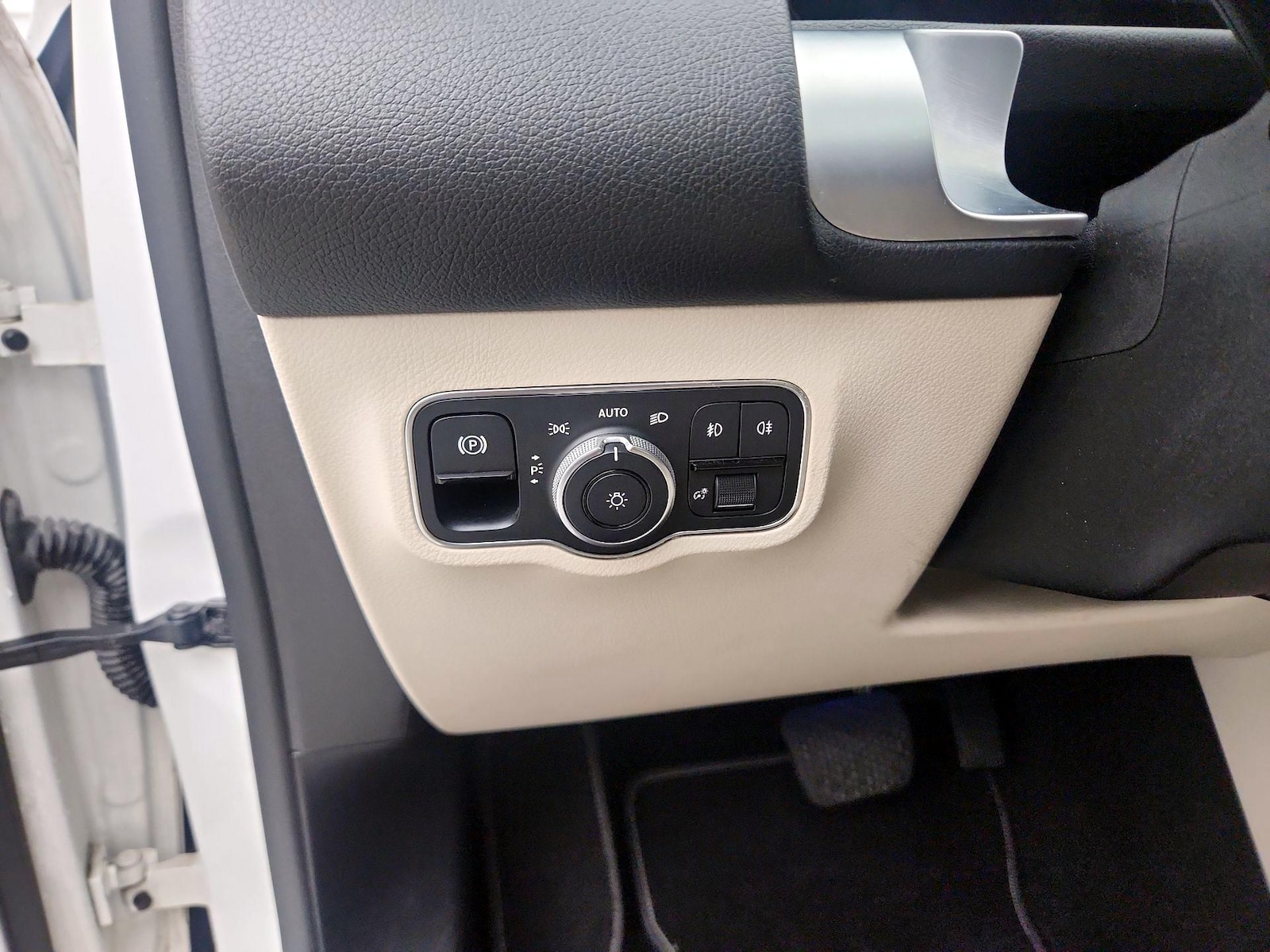 2022 Mercedes-Benz GLB Base - Photo 14