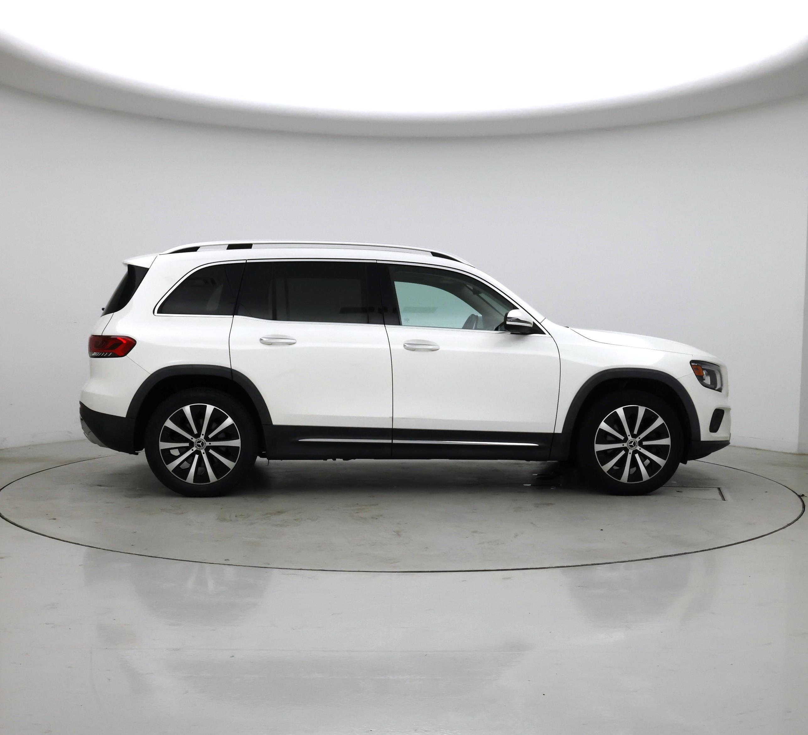 Thumbnail: 2022 Mercedes-Benz GLB - 7