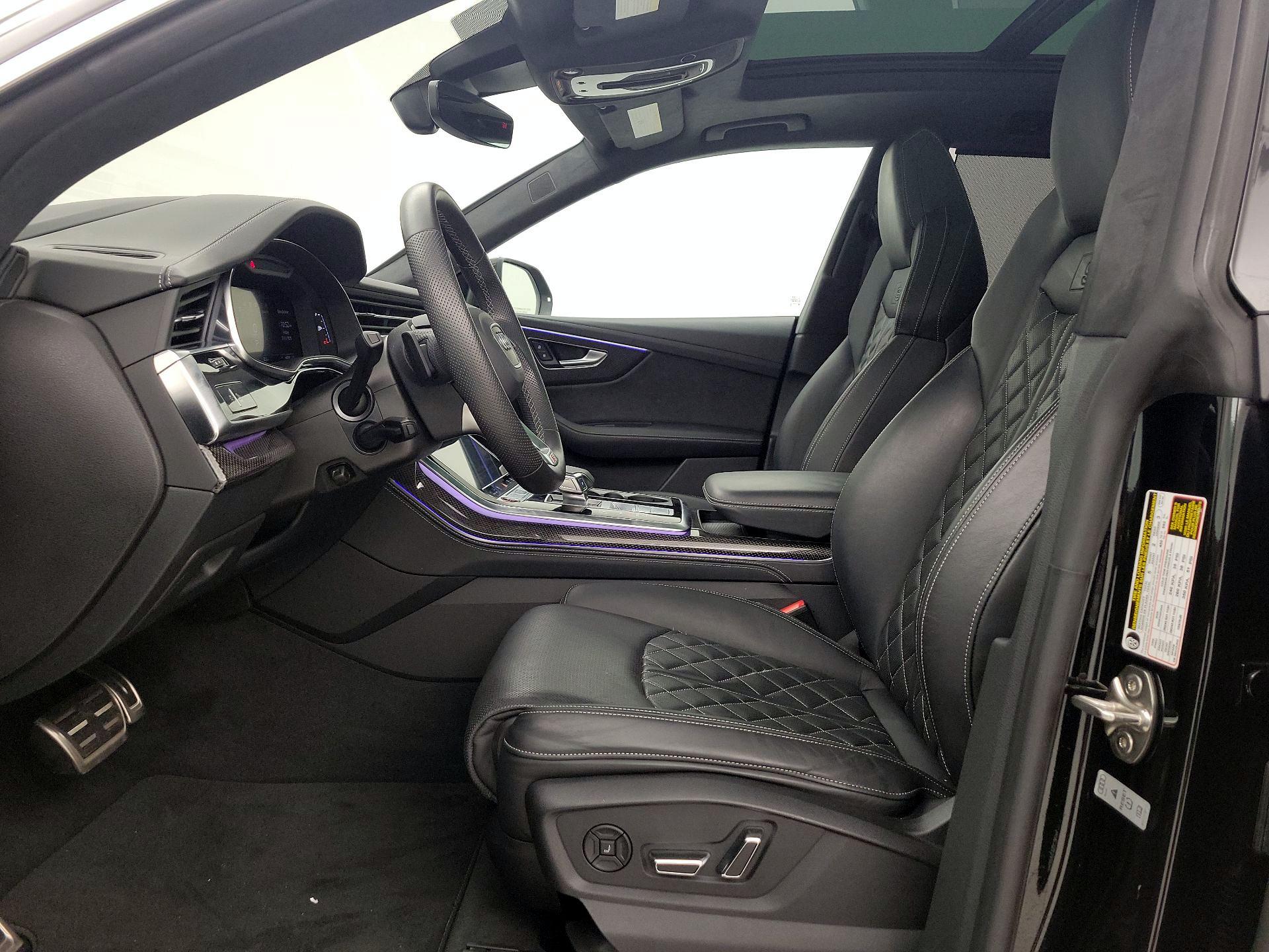 Thumbnail: 2023 Audi SQ8 - 11