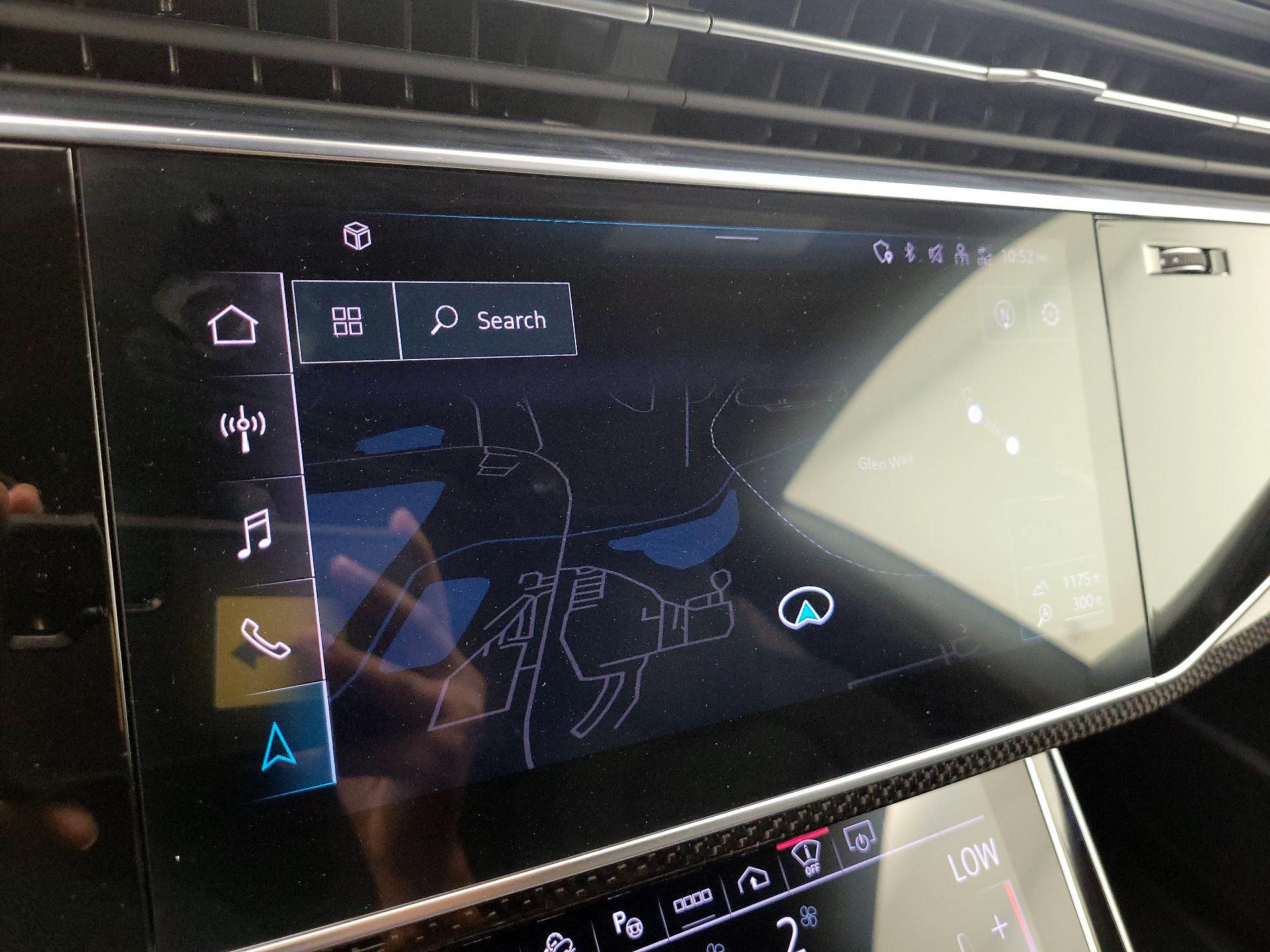 Thumbnail: 2023 Audi SQ8 - 14