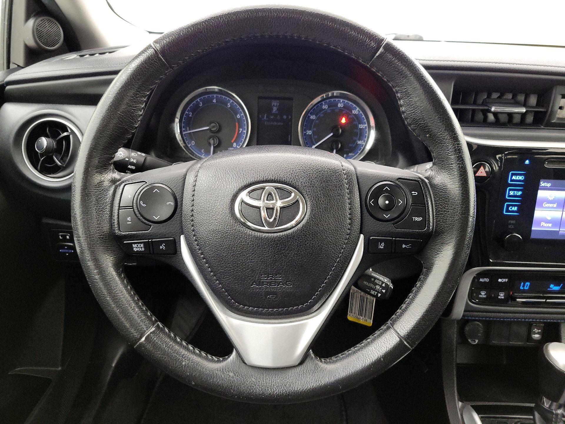 Thumbnail: 2019 Toyota Corolla - 10