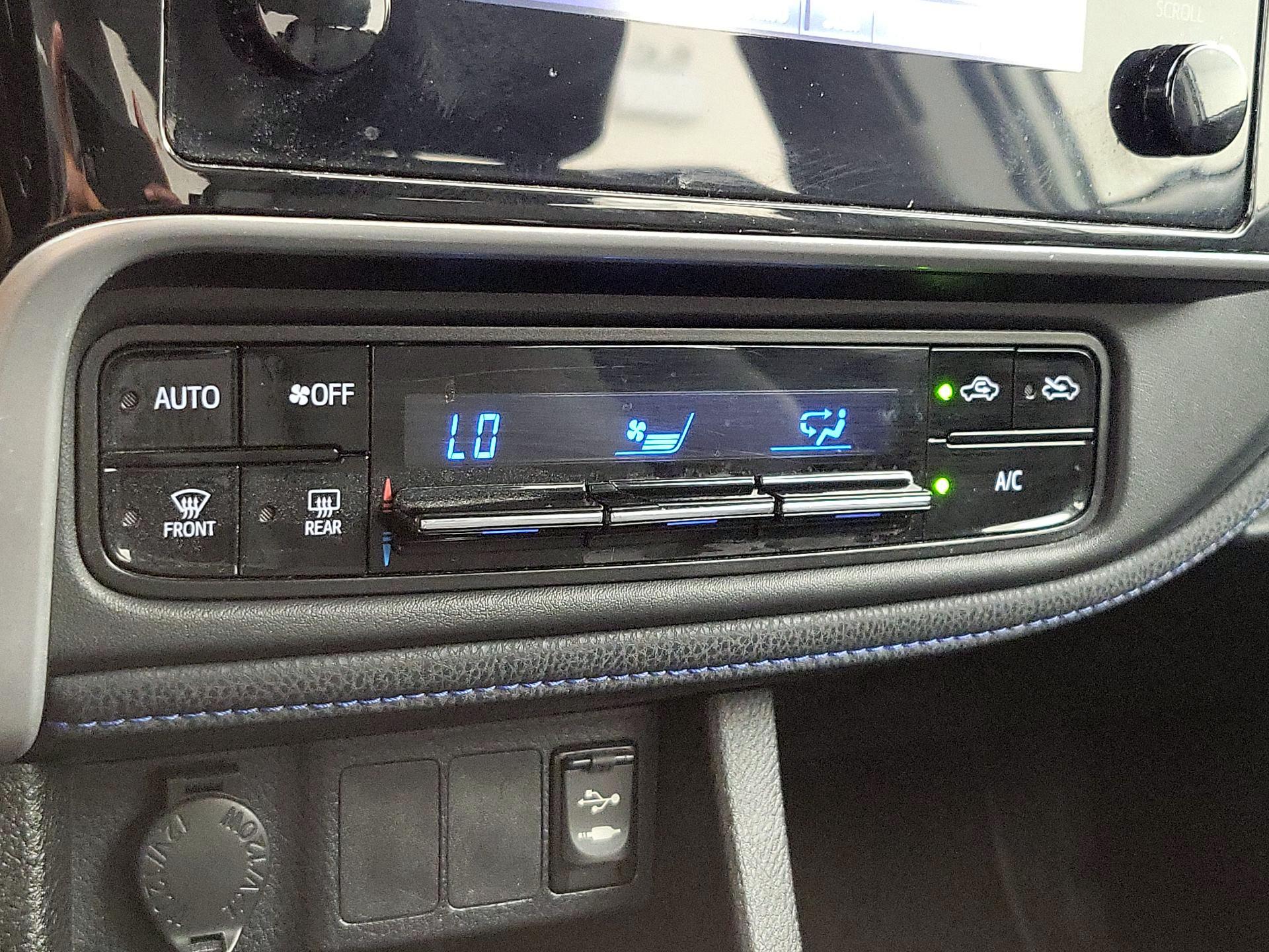 Thumbnail: 2019 Toyota Corolla - 16