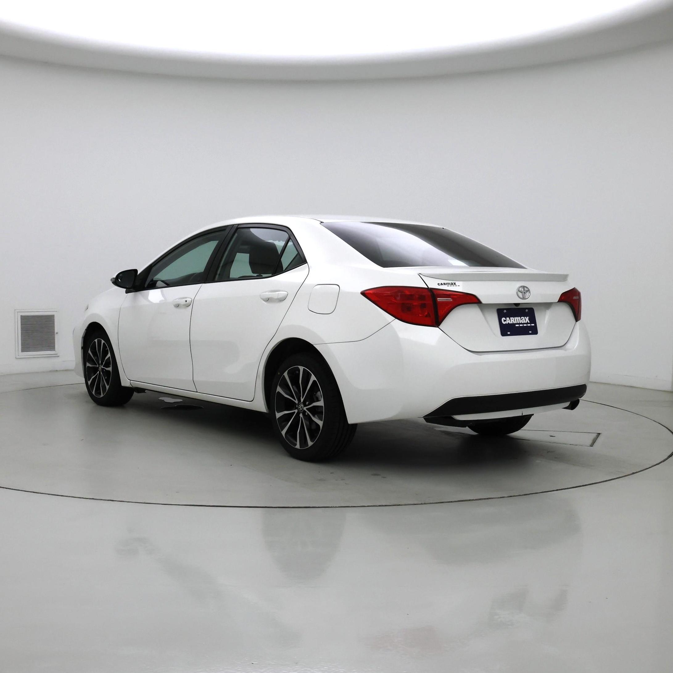 Thumbnail: 2019 Toyota Corolla - 2