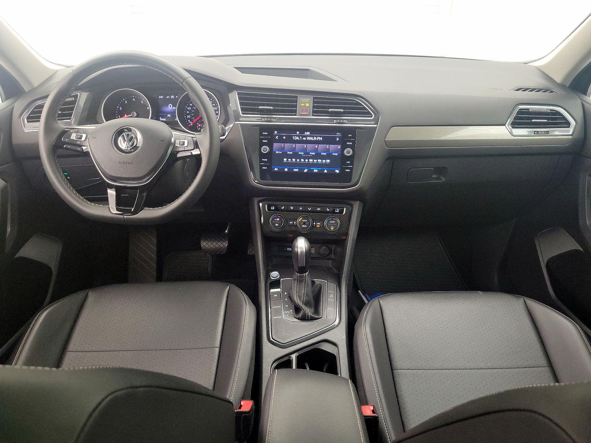 Thumbnail: 2021 Volkswagen Tiguan - 9